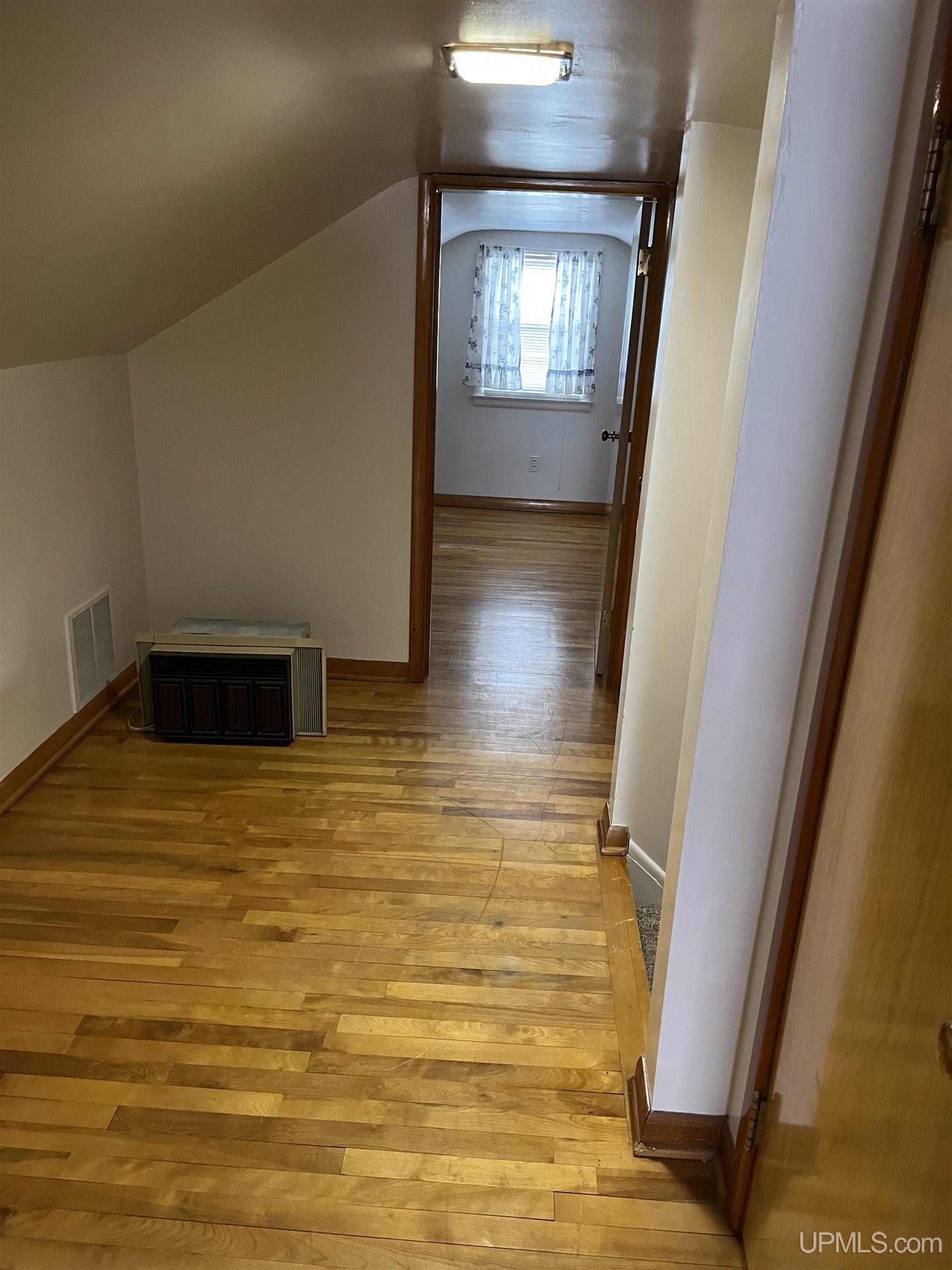2015 Wetton Avenue