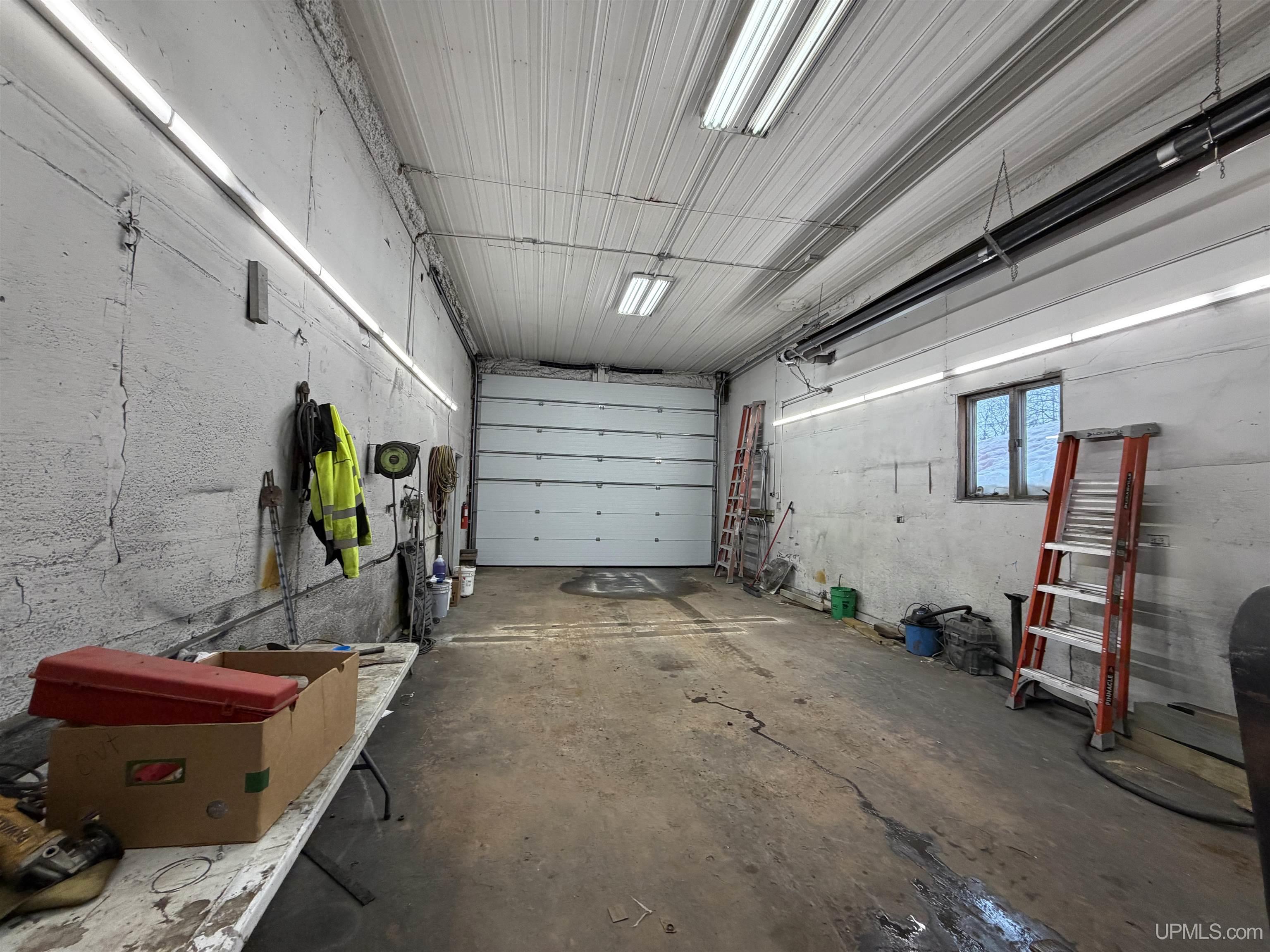 7 E Brebner Road