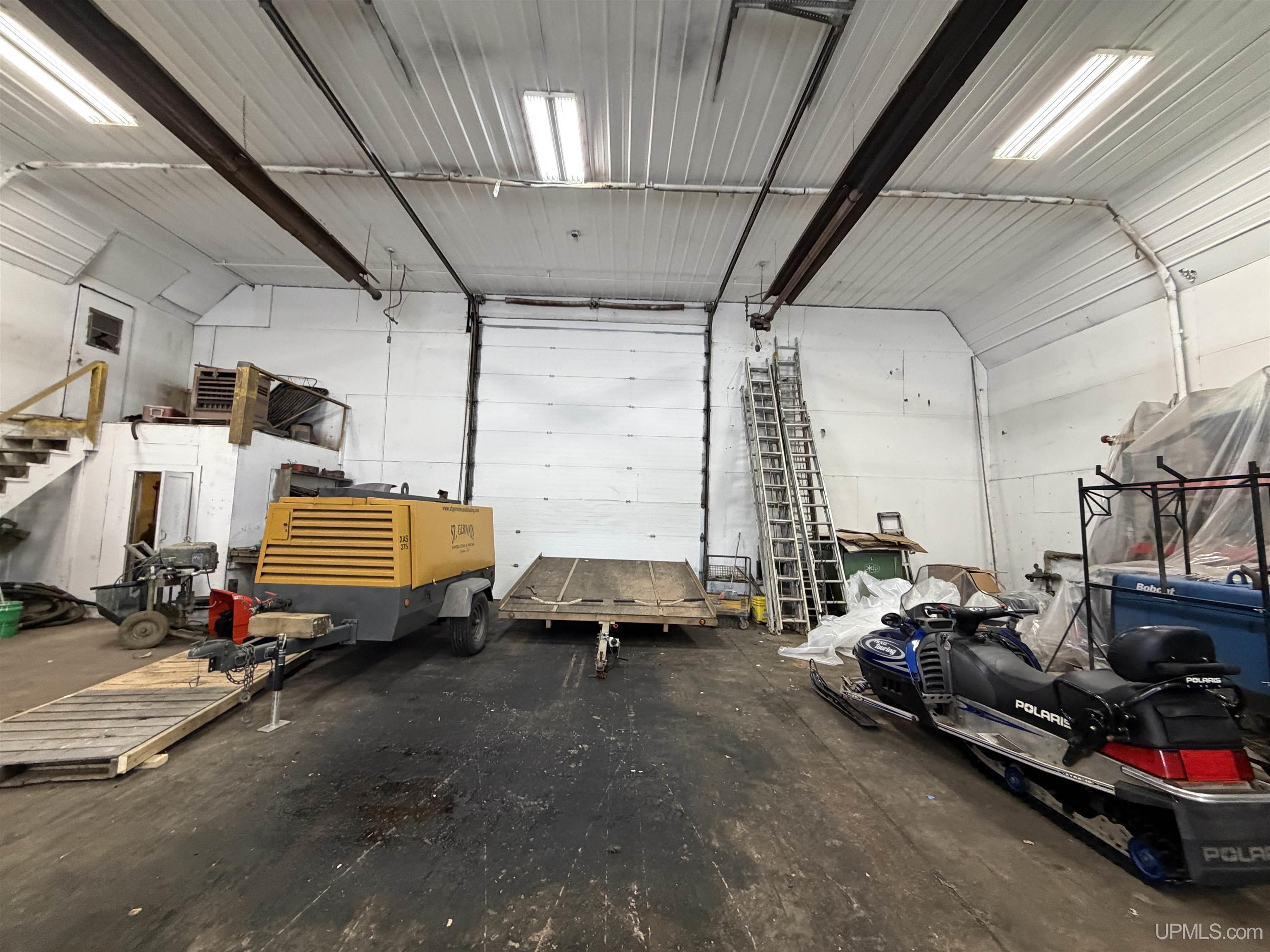 7 E Brebner Road
