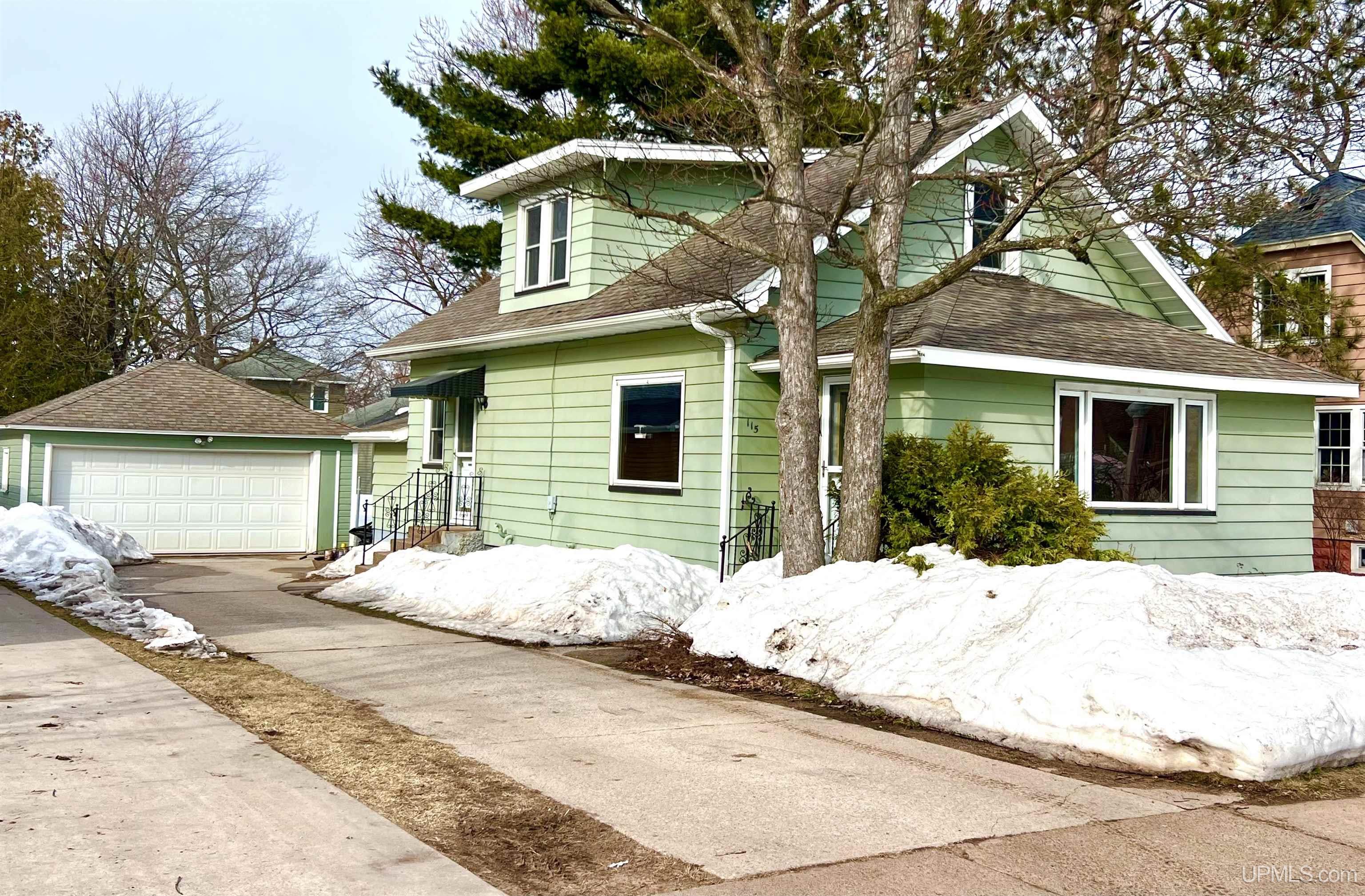 115 E College Avenue