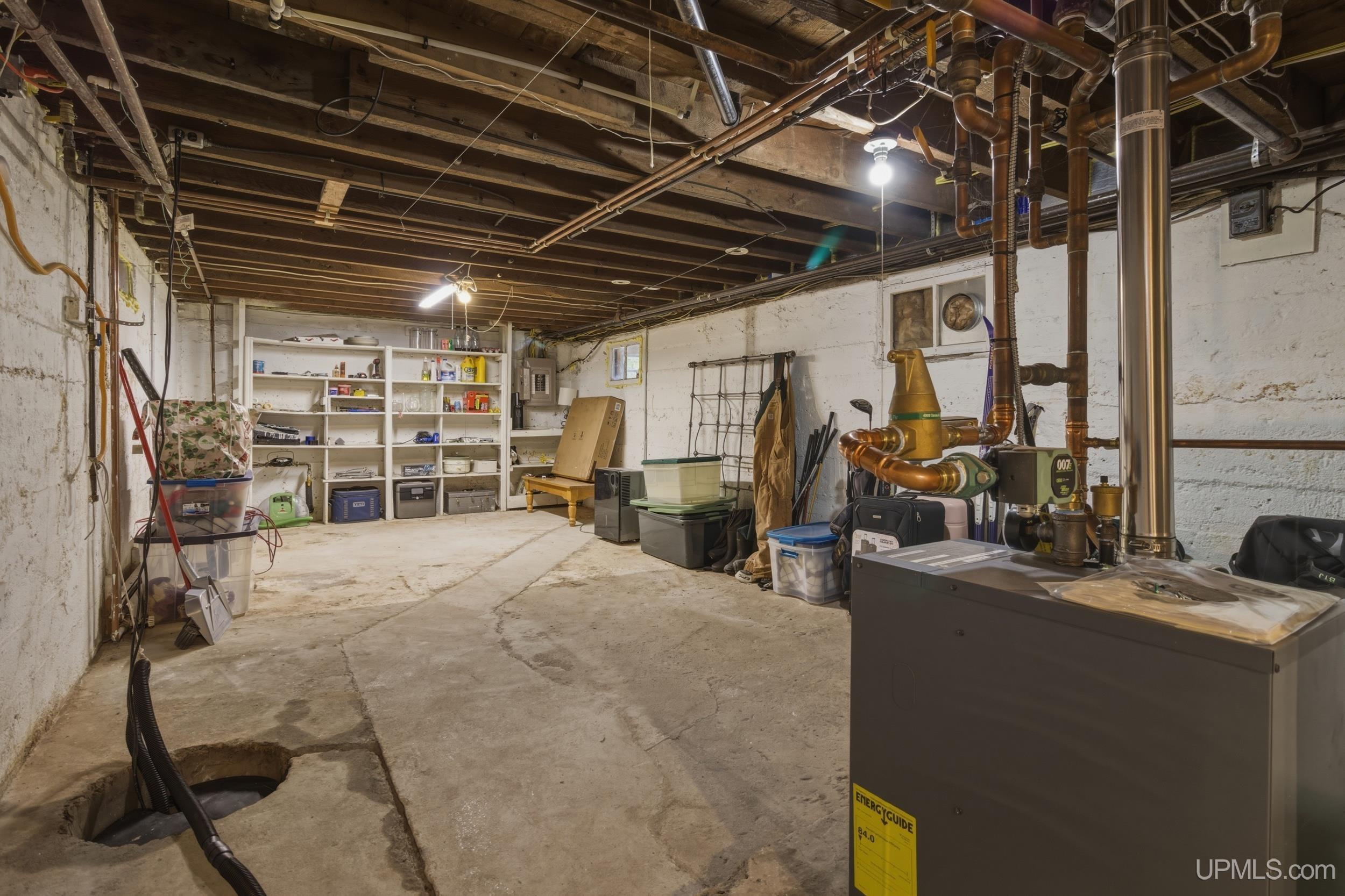 429 W Crescent Street