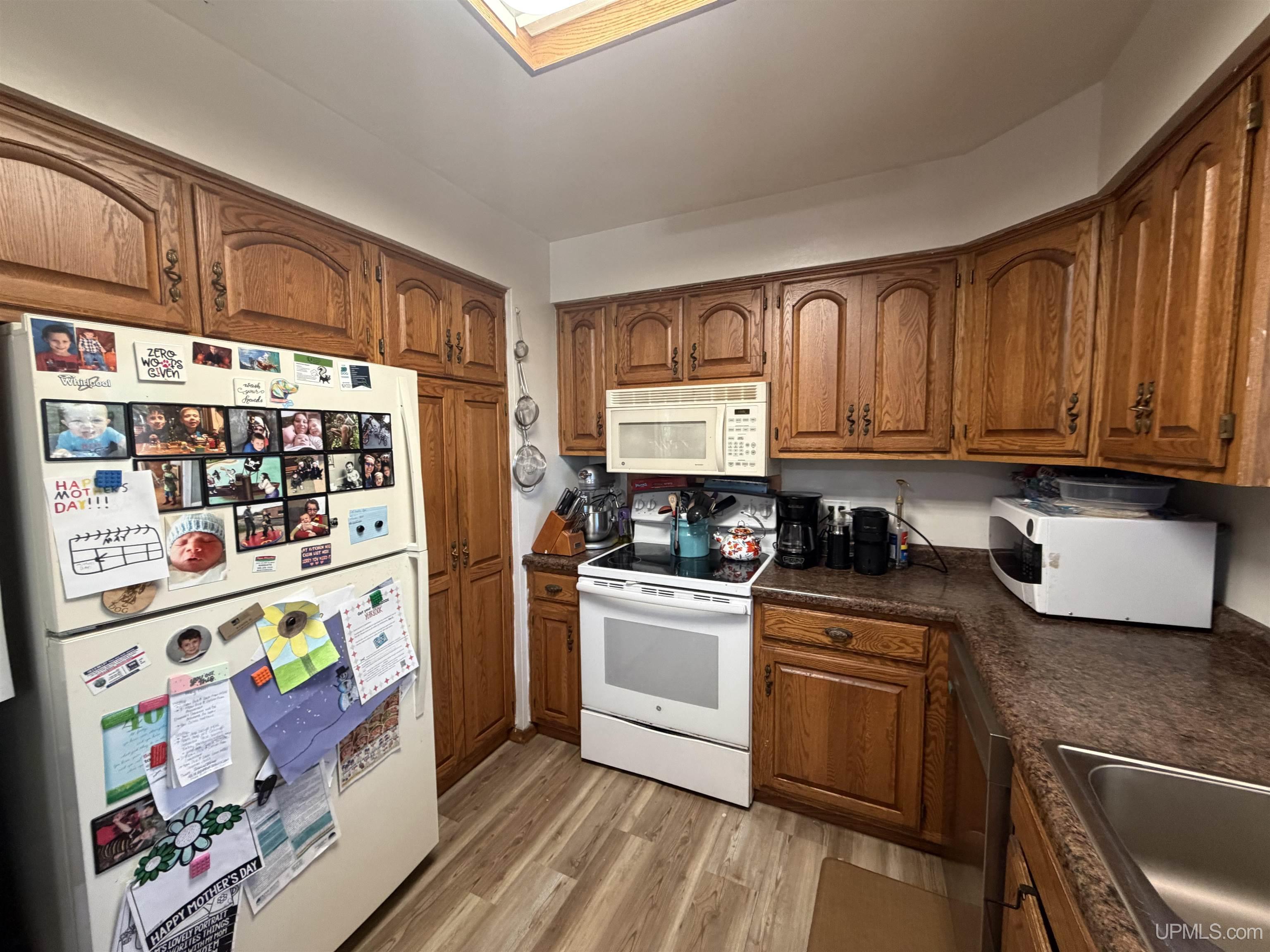 1609 Elm Street