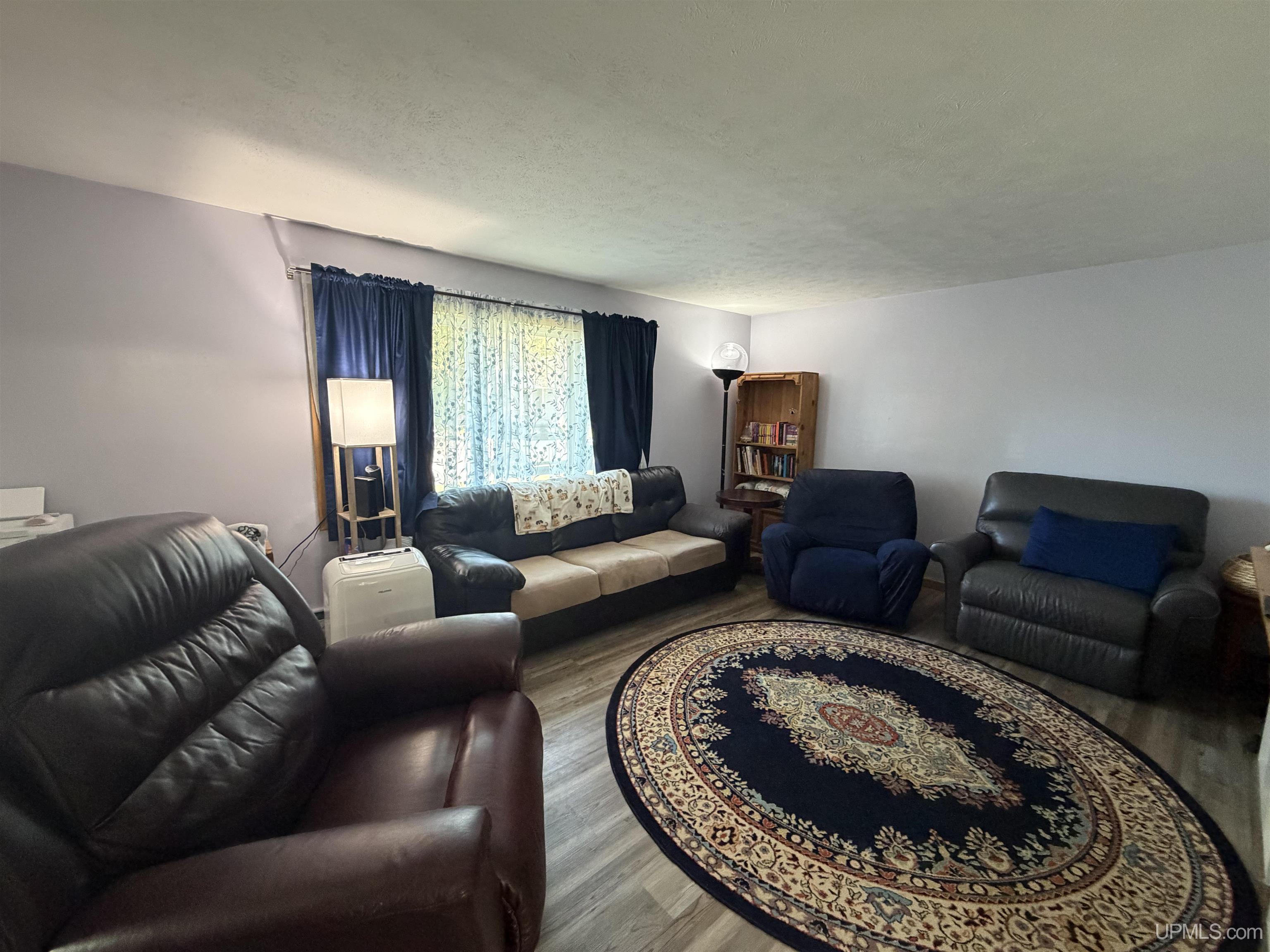 1609 Elm Street