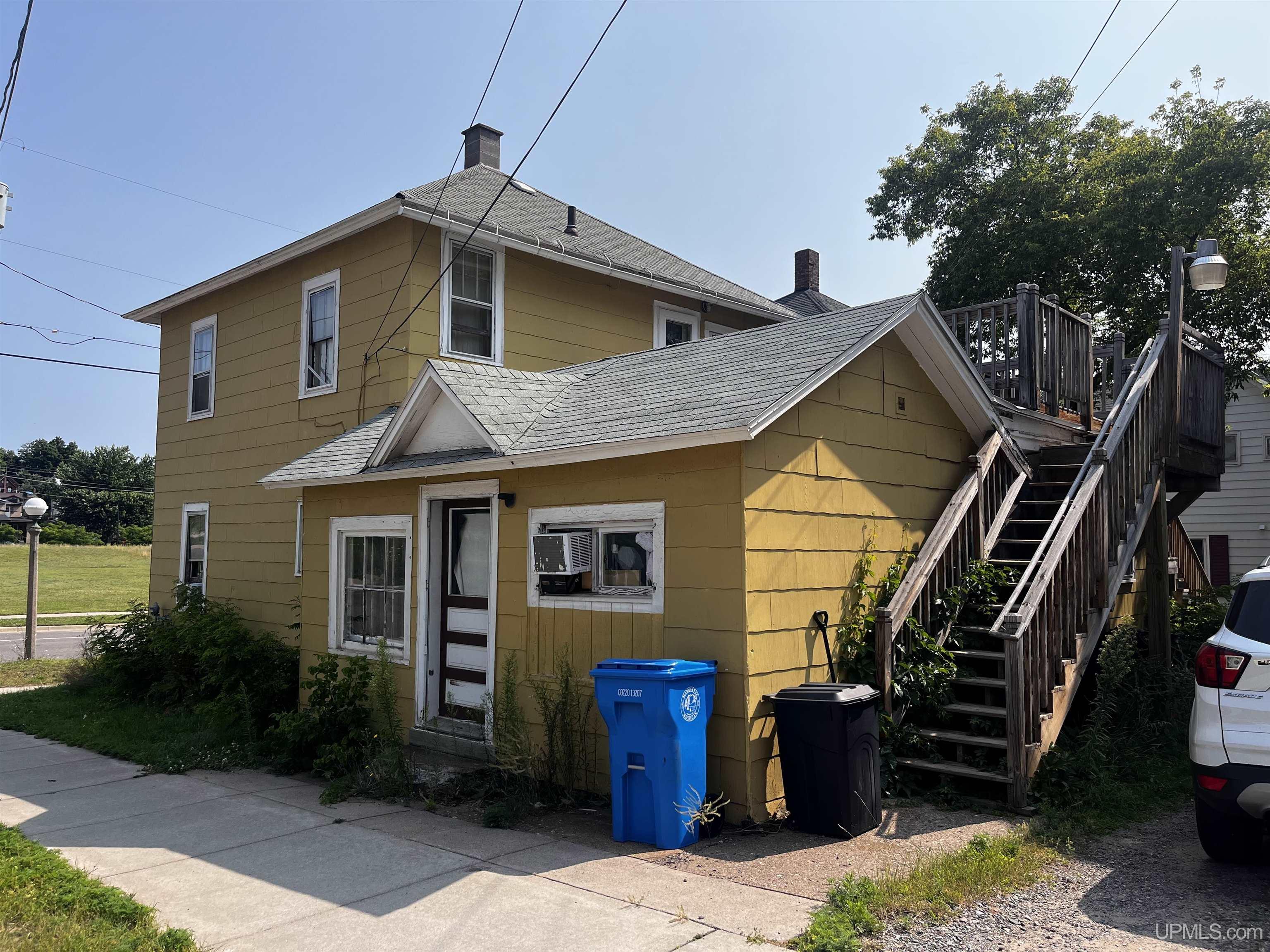 541 W Spring Street