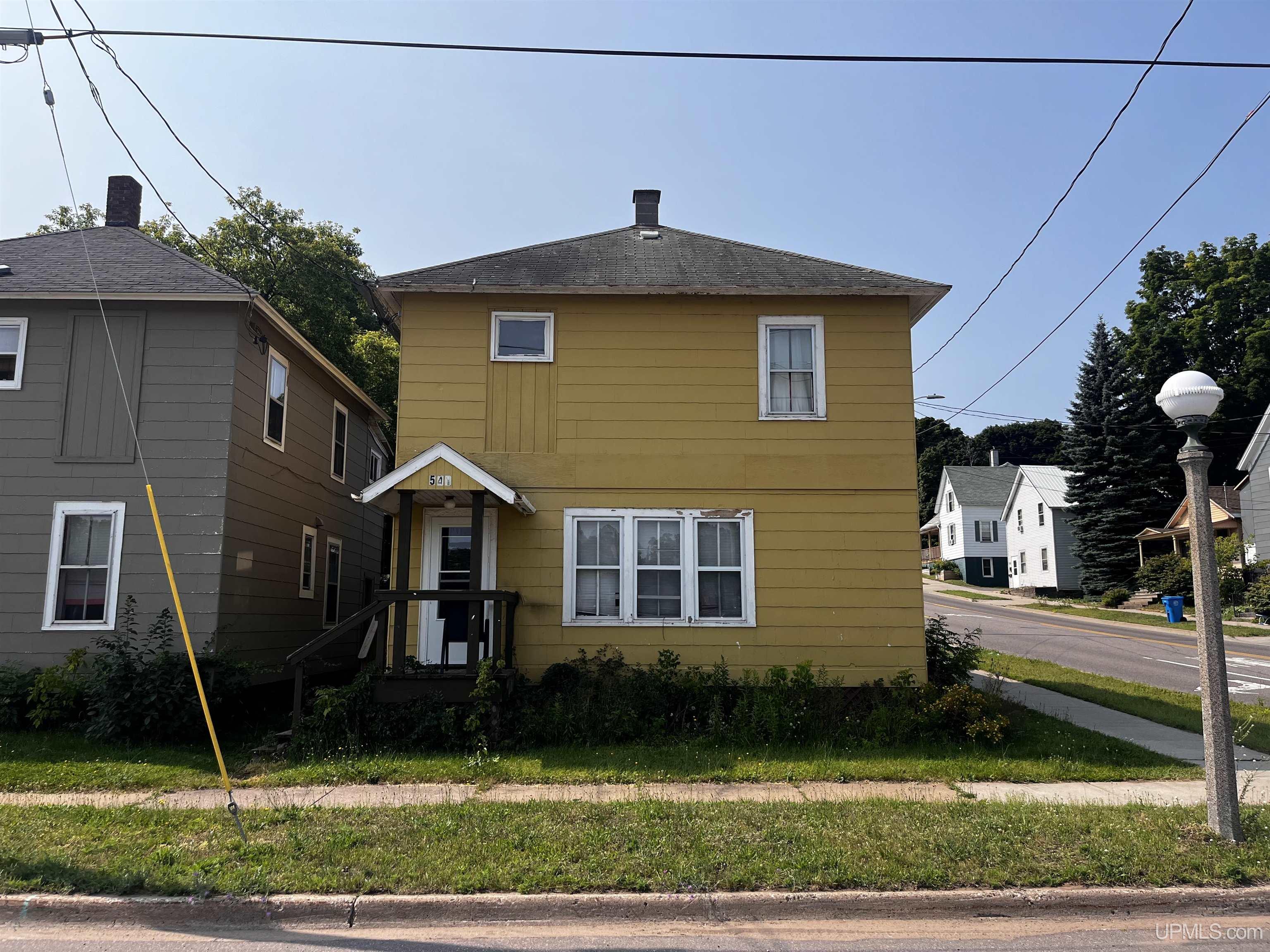 541 W Spring Street