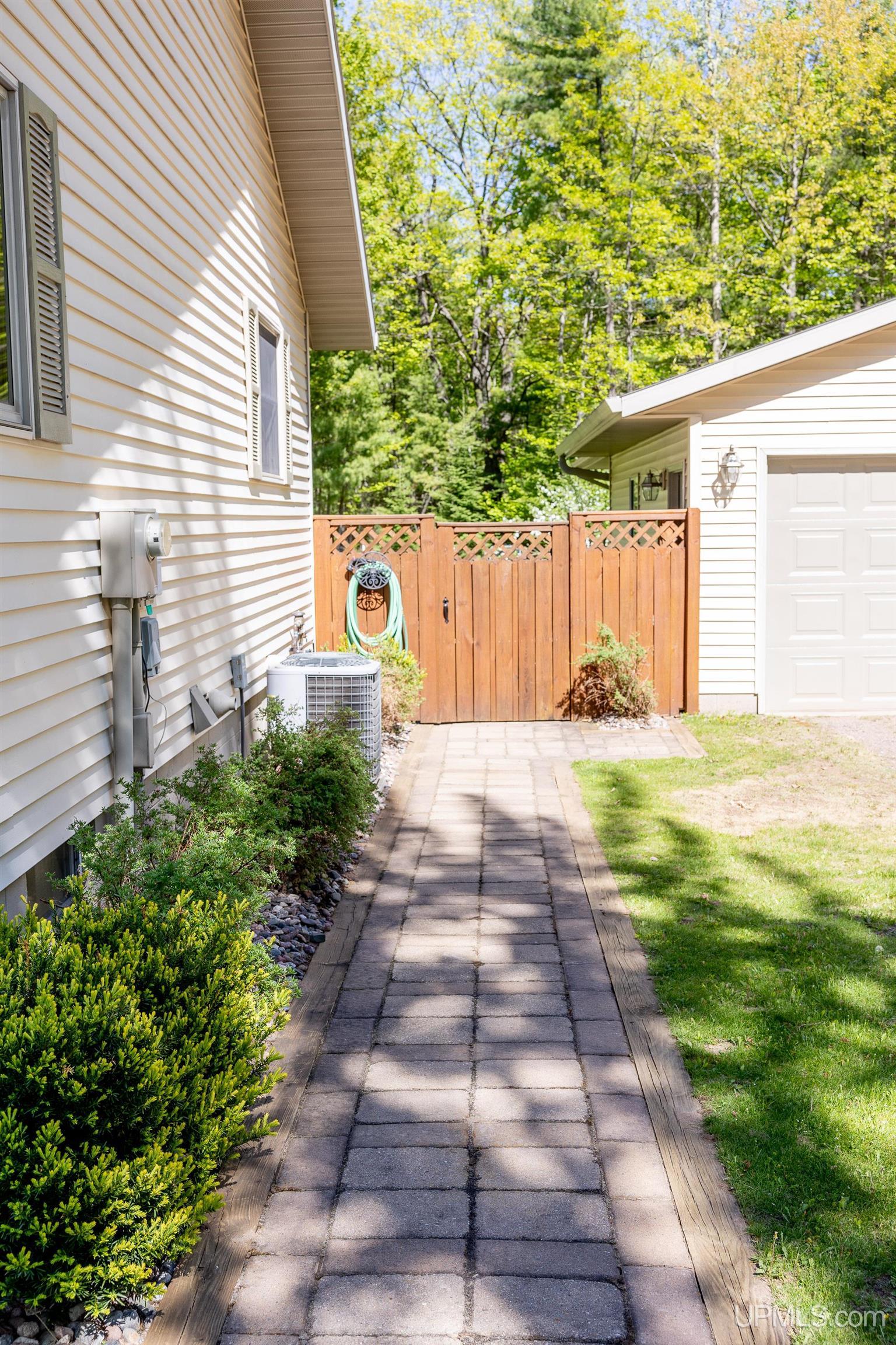 70 Feather Ridge Drive
