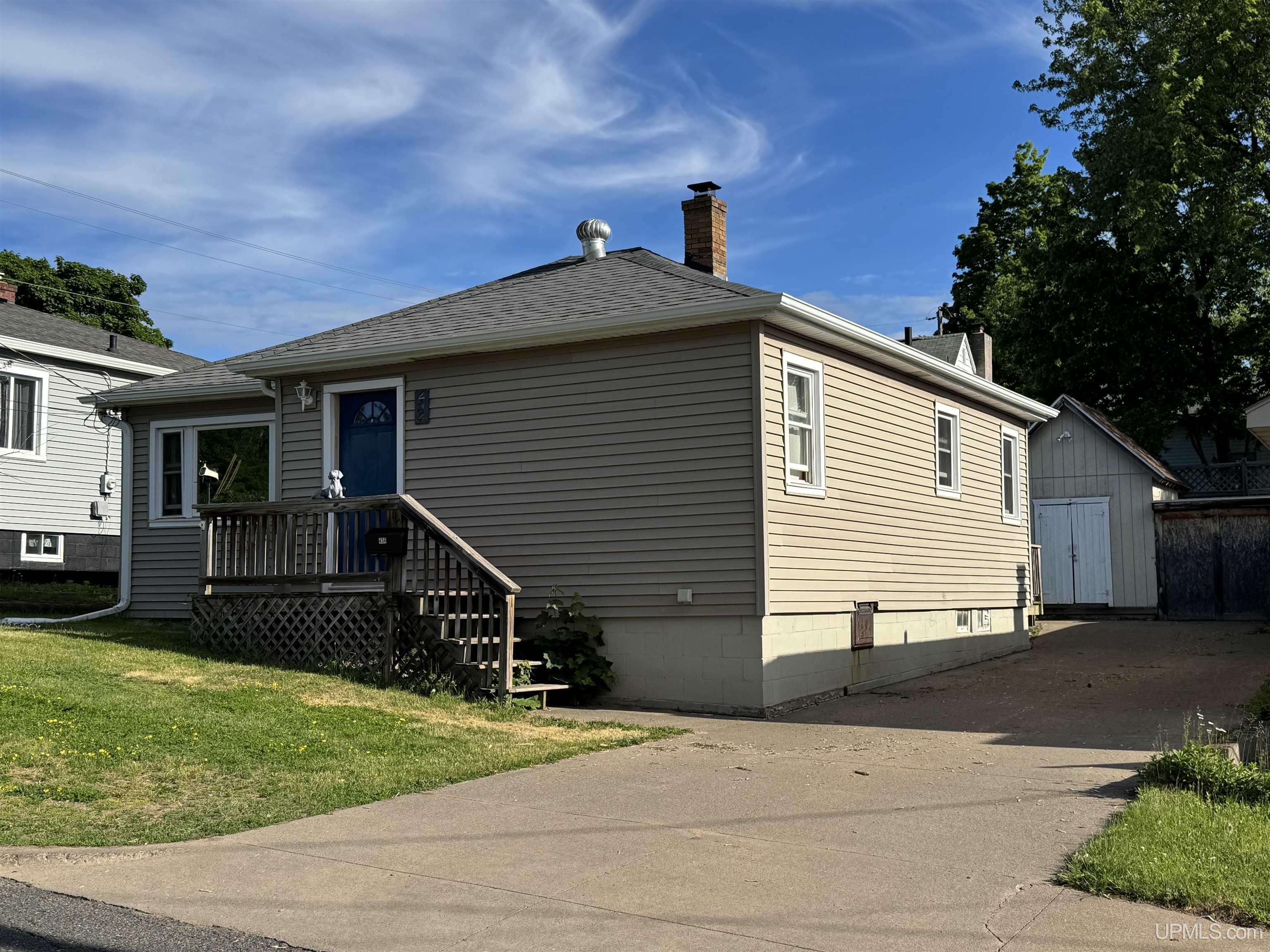 434 Craig Street