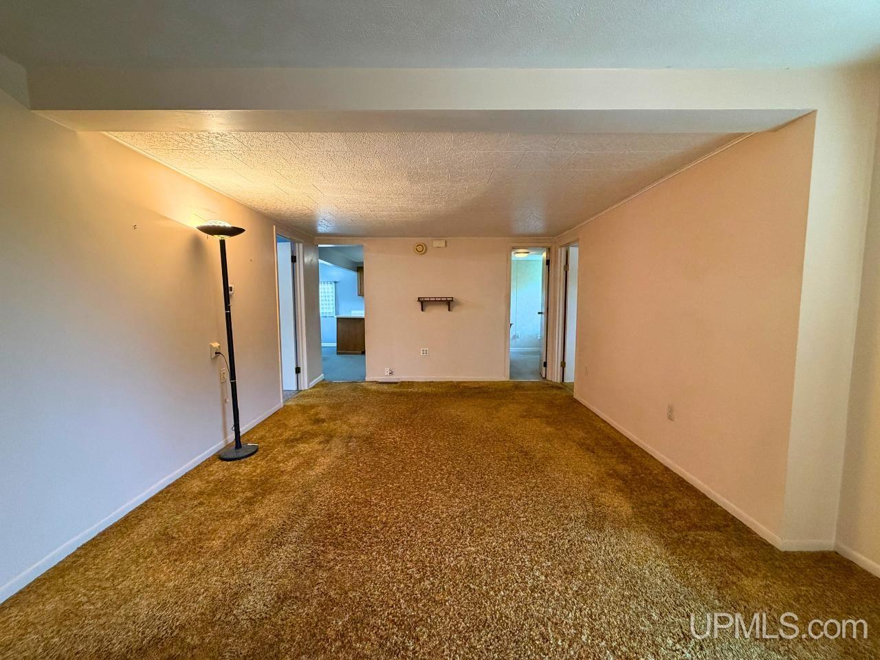 1175 N Mcclellan Avenue