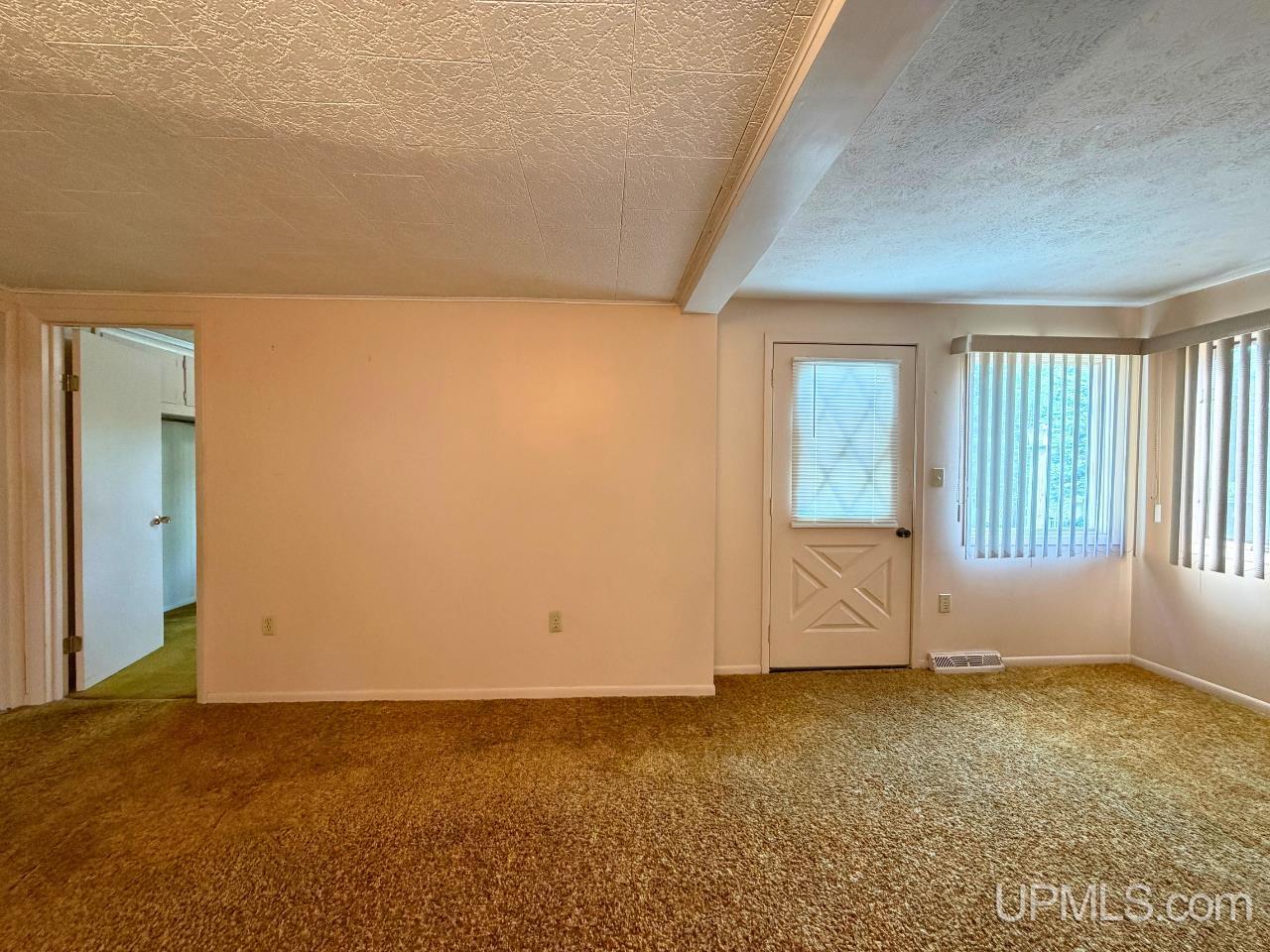 1175 N Mcclellan Avenue