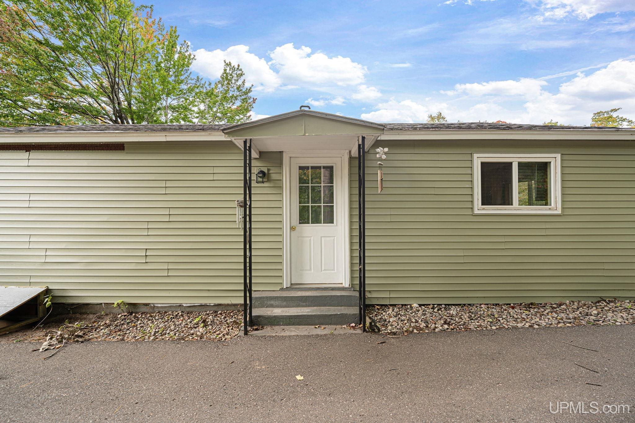 2590 Werner Street
