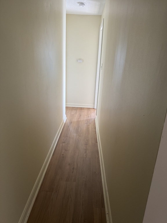 23 Sunnyside Ave # 3T