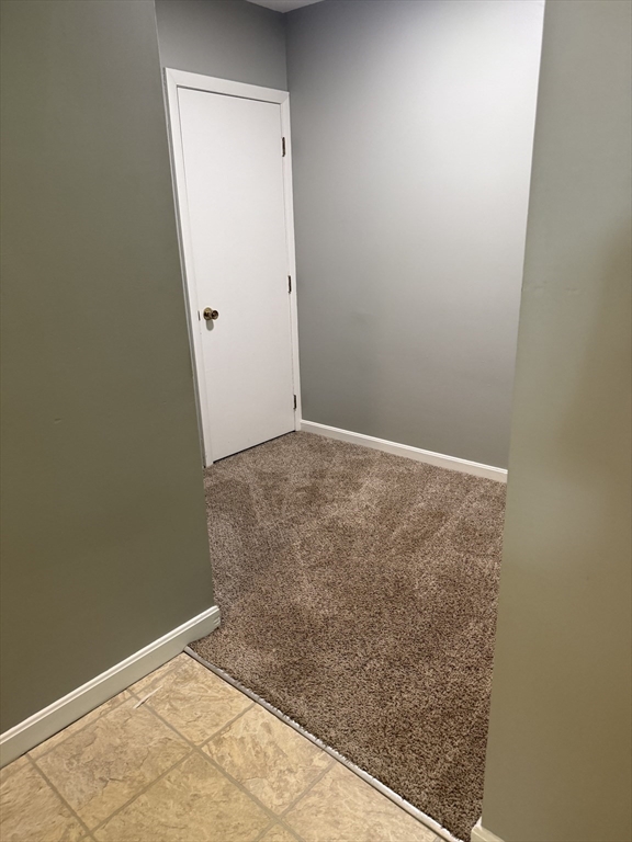 23 Sunnyside Ave # 2L