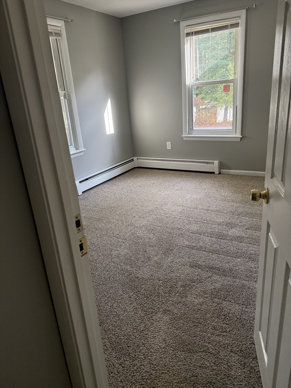 23 Sunnyside Ave # 2L
