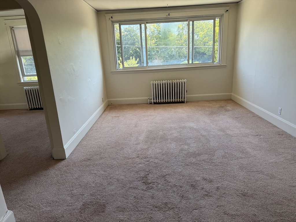 479 Newport Ave # 4