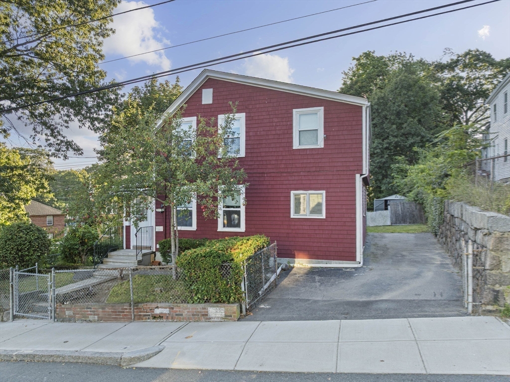 57 Buckley St