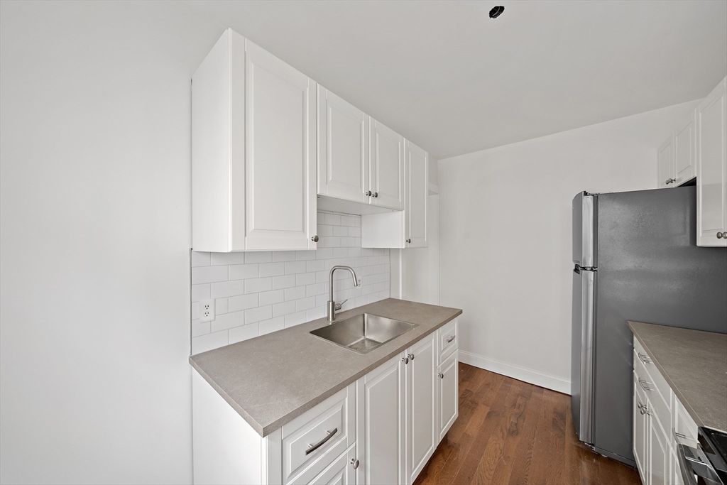 479 Newport Avenue # 3