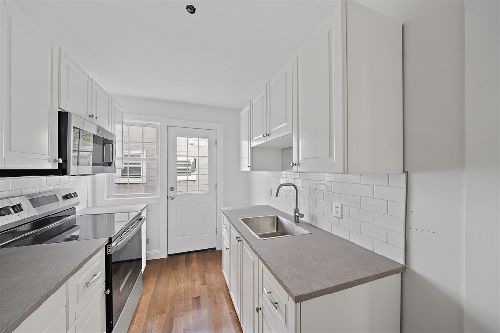 479 Newport Avenue # 3