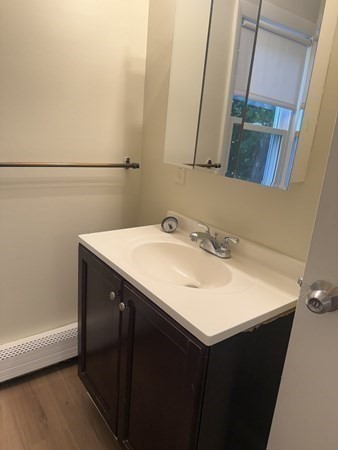 23 Sunnyside Ave # 3