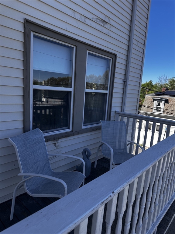 11 South Central Ave # 4