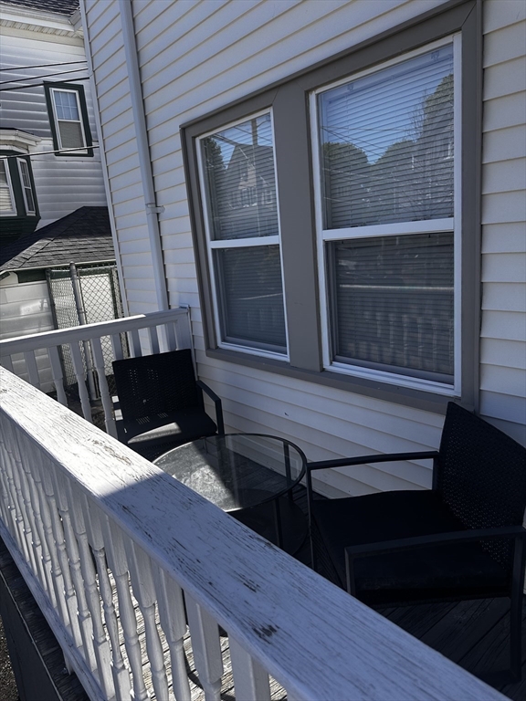 11 South Central Ave # 4