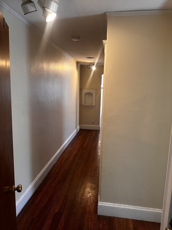 11 South Central Ave # 4