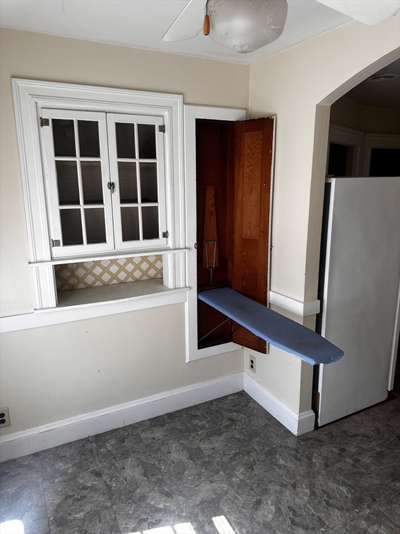 11 South Central Ave # 4