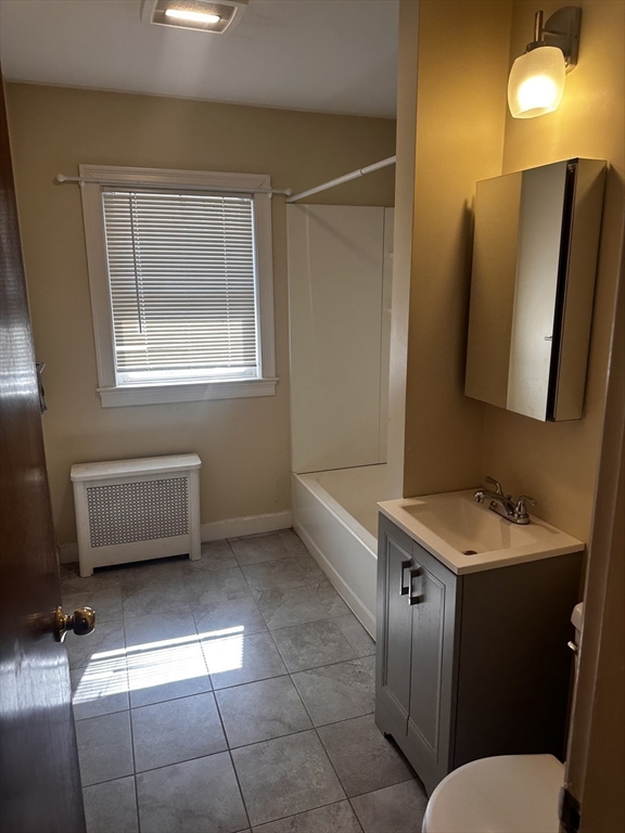 11 South Central Ave # 4