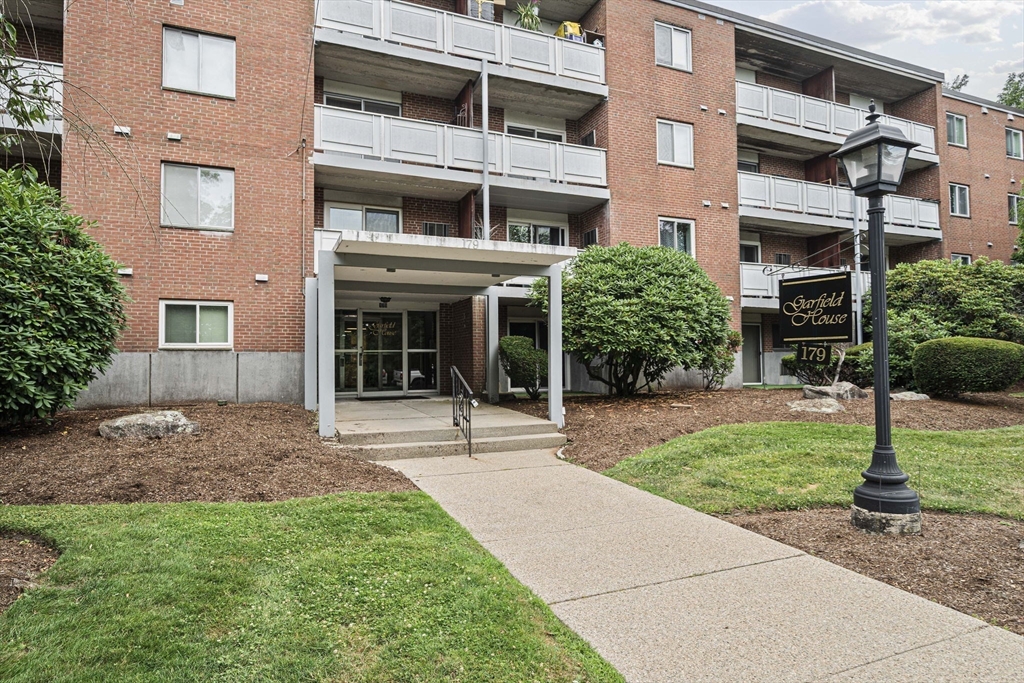 179 Presidents Ln # 3J