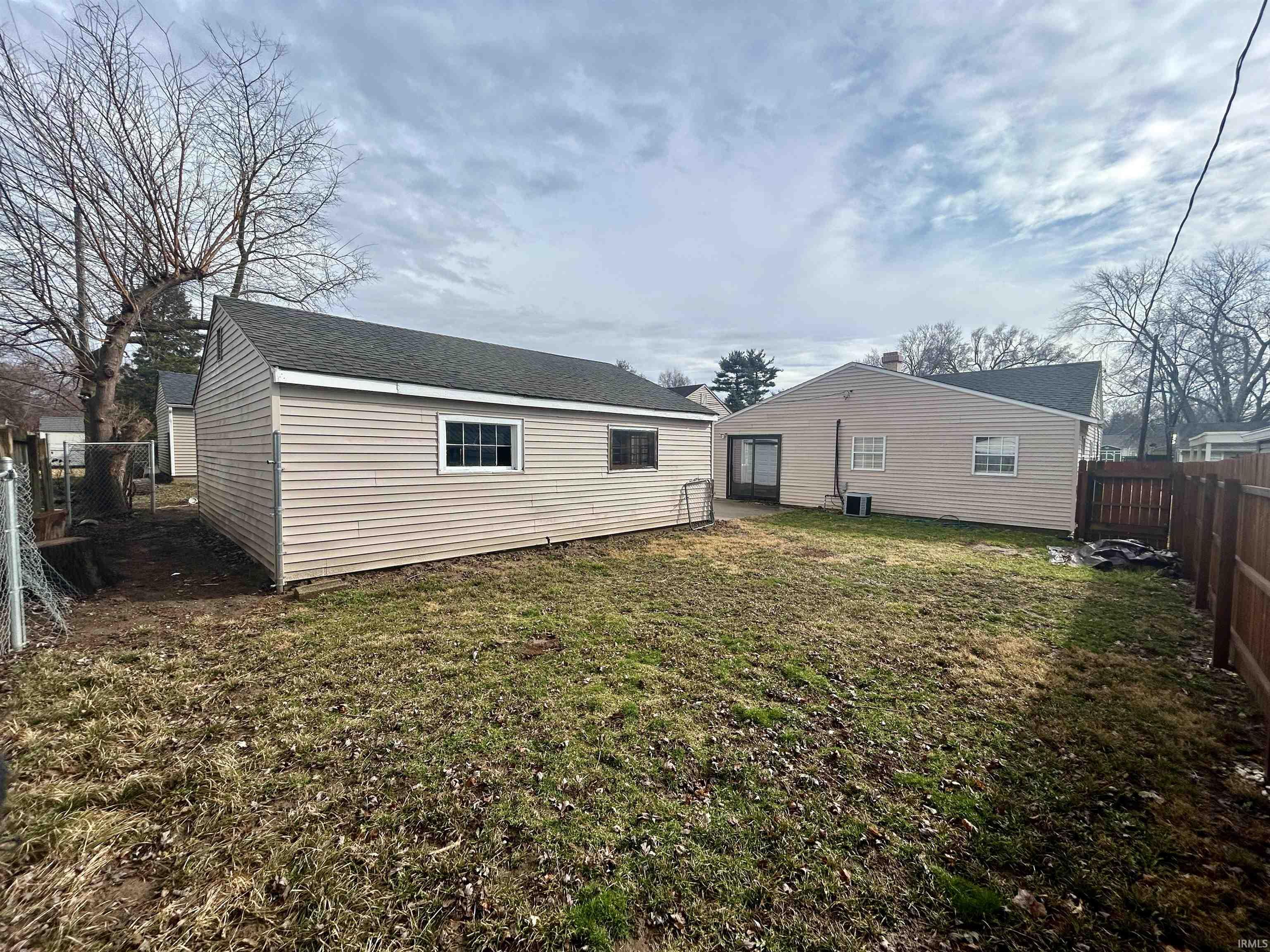 2812 Longlois Drive