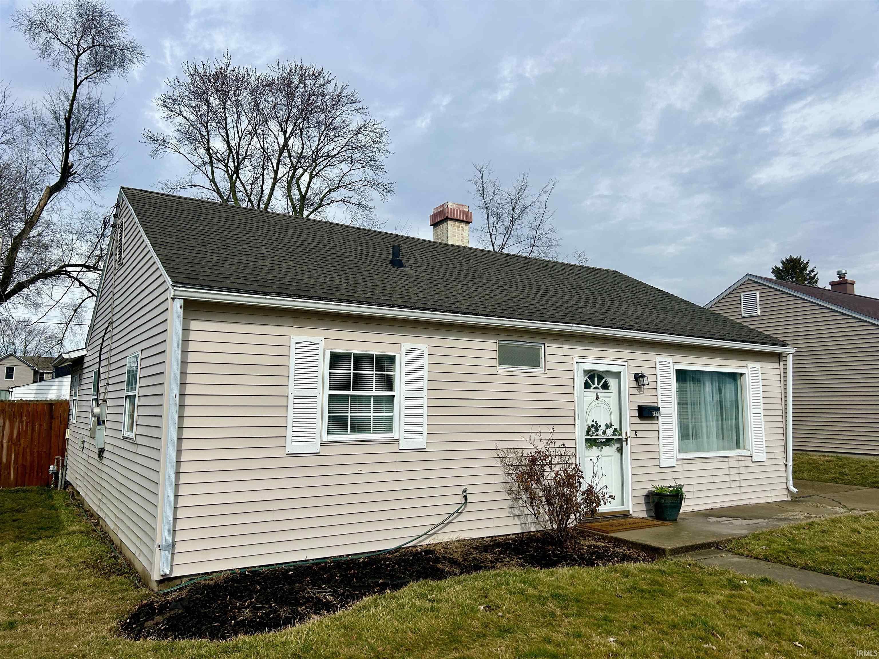 2812 Longlois Drive