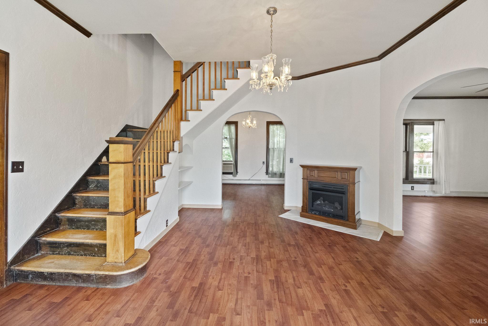 225 N Prairie Street
