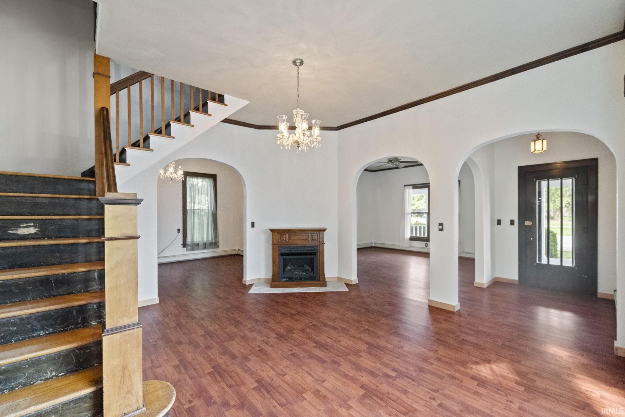 225 N Prairie Street