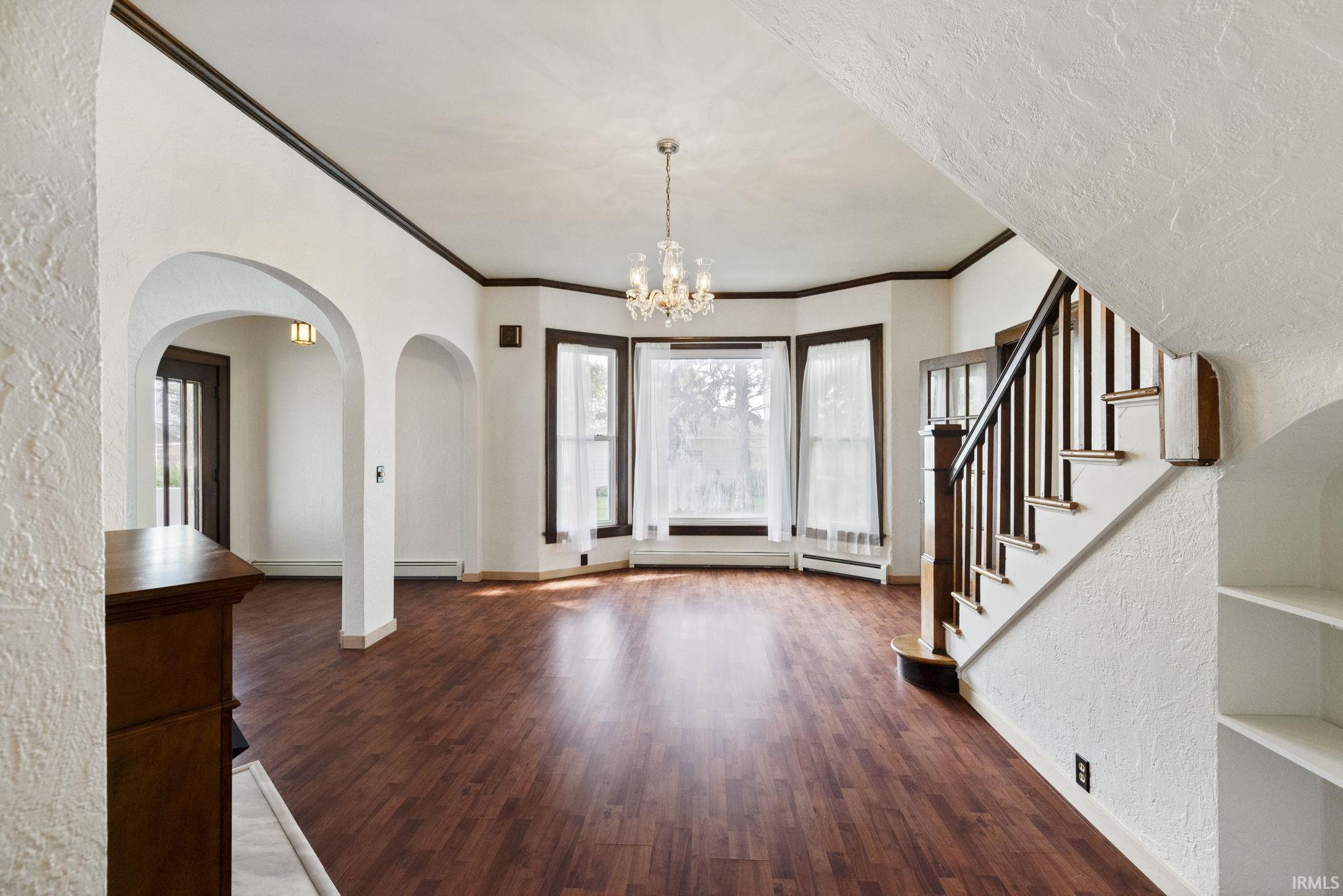225 N Prairie Street