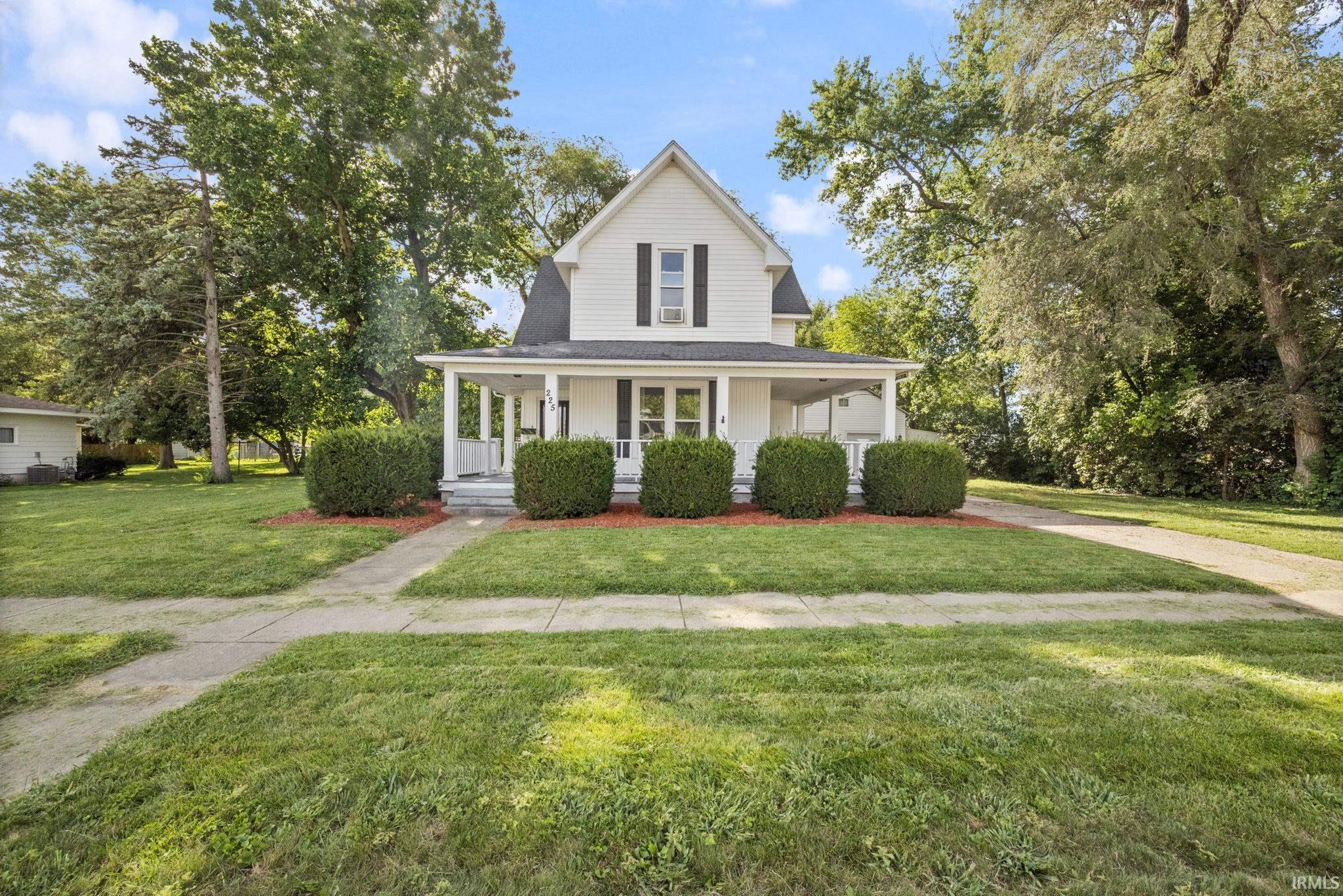 225 N Prairie Street
