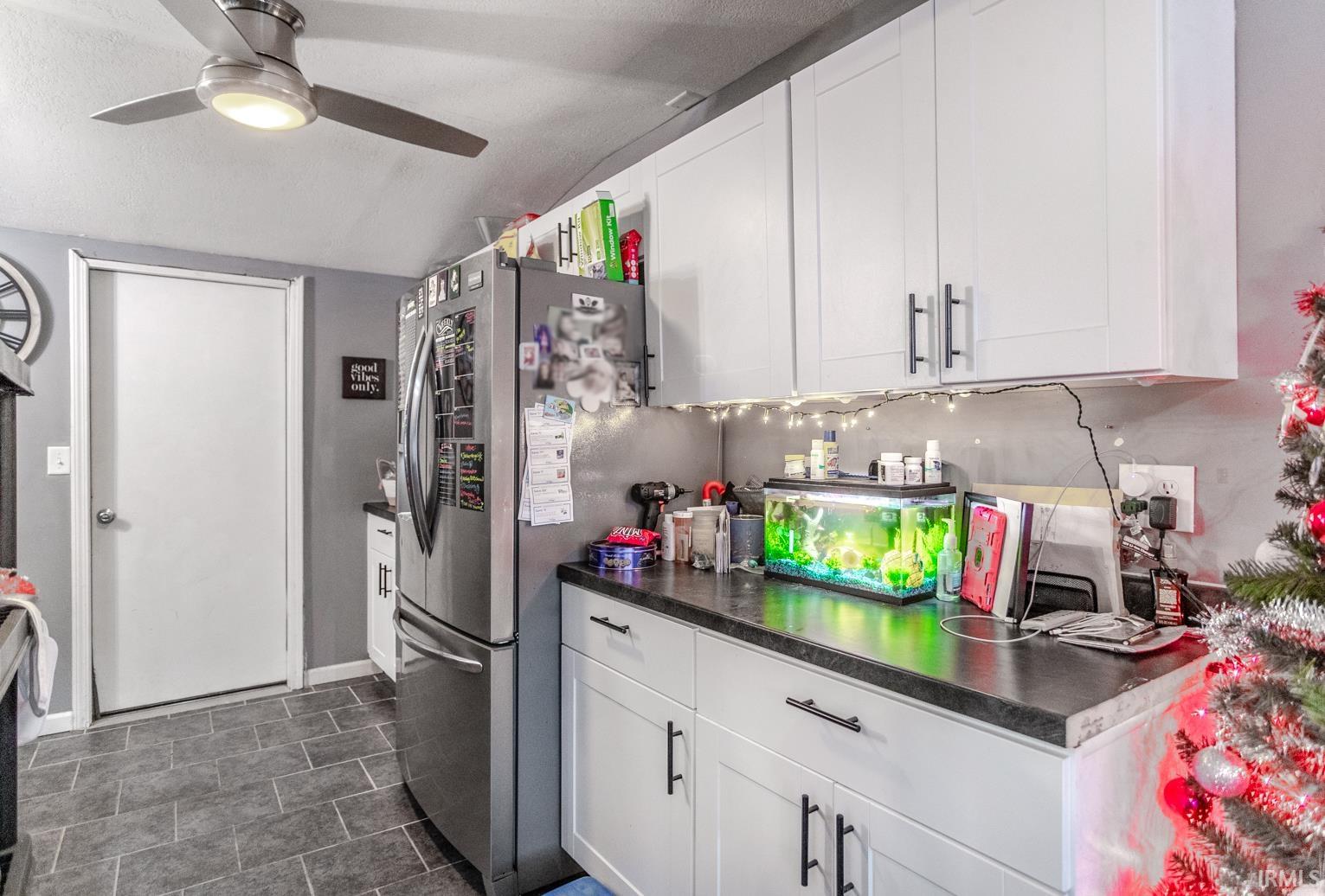 3605 Rosslyn Drive