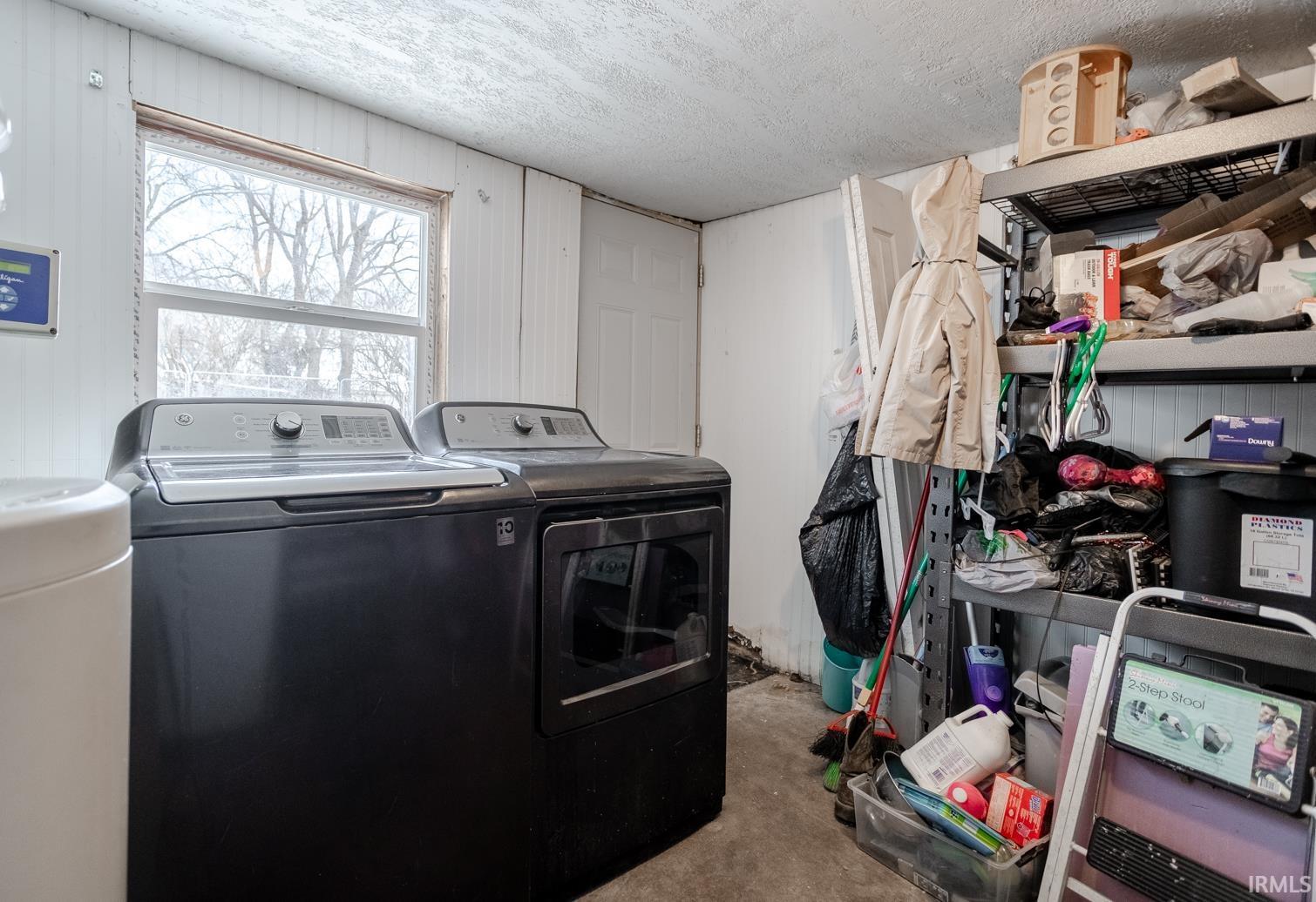 3605 Rosslyn Drive