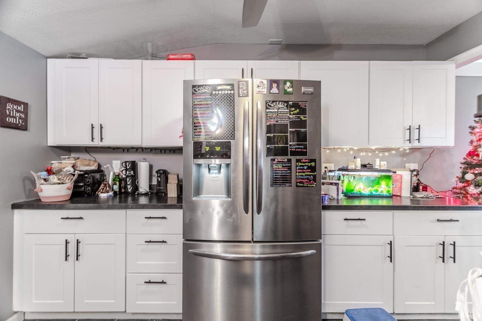 3605 Rosslyn Drive
