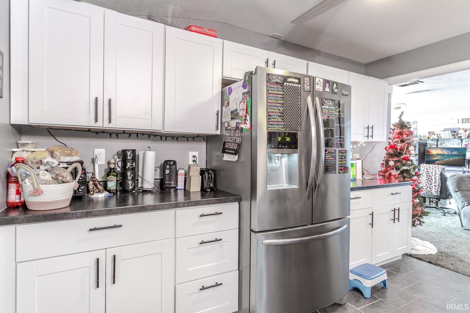 3605 Rosslyn Drive
