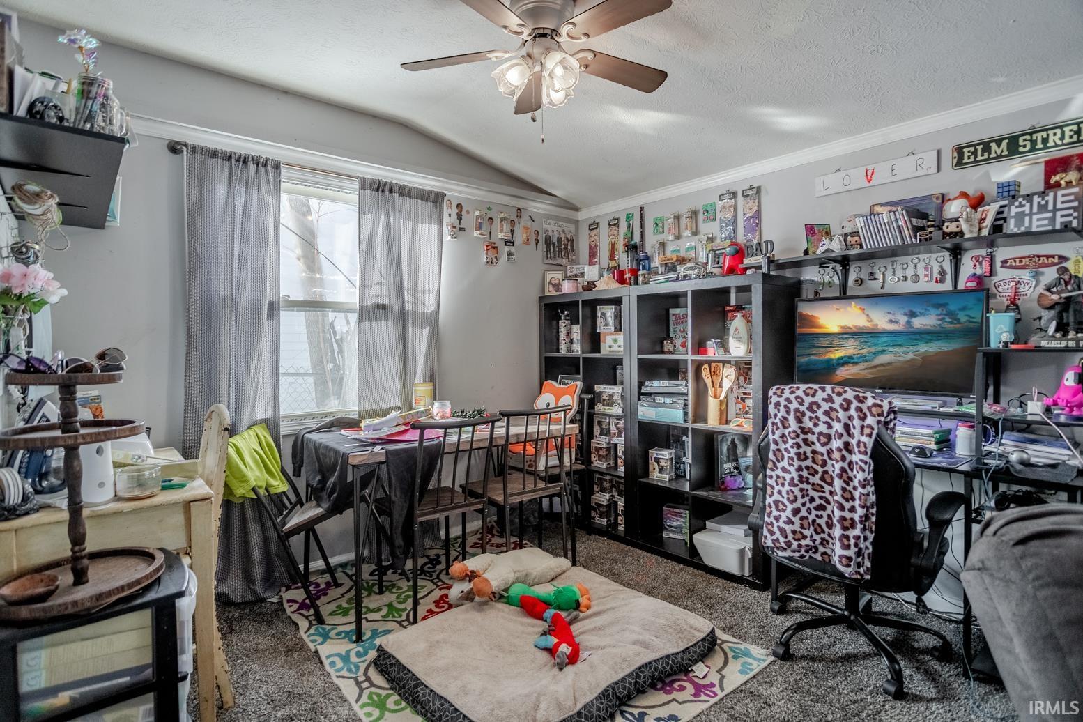 3605 Rosslyn Drive