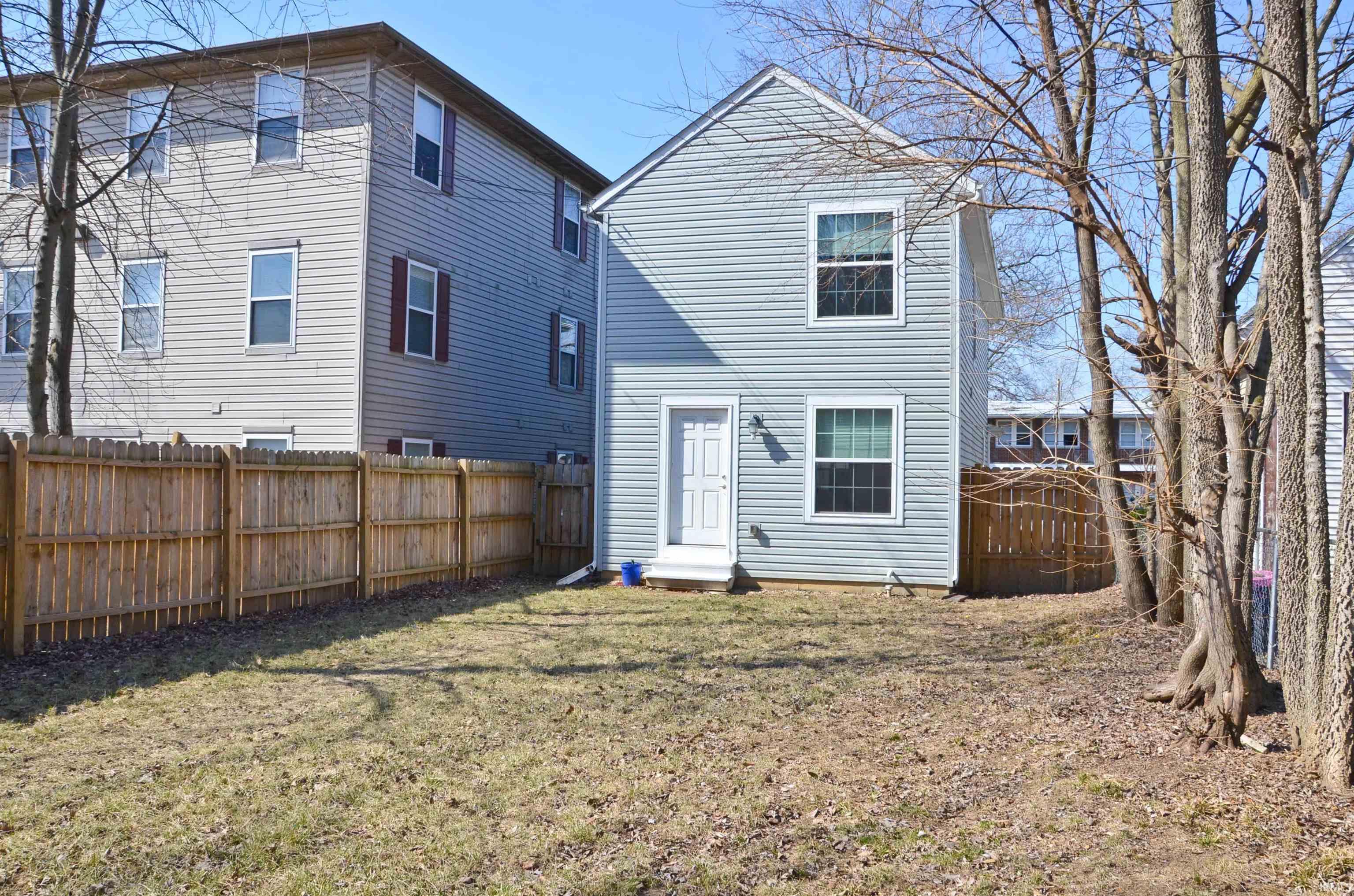 1025 N 6Th Street