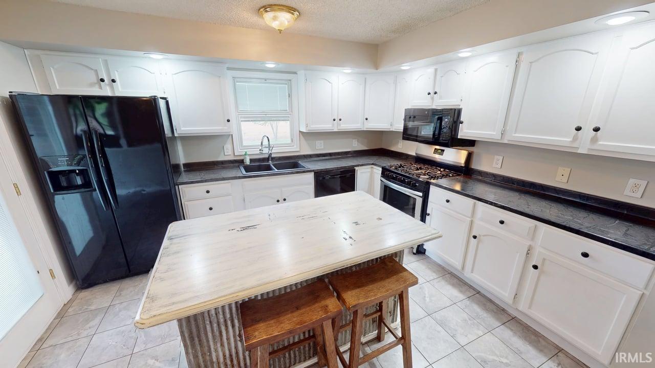 3018 E 925 South Crossroad