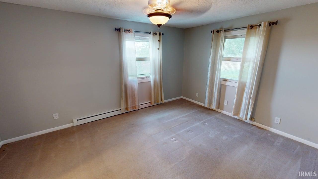 3018 E 925 South Crossroad