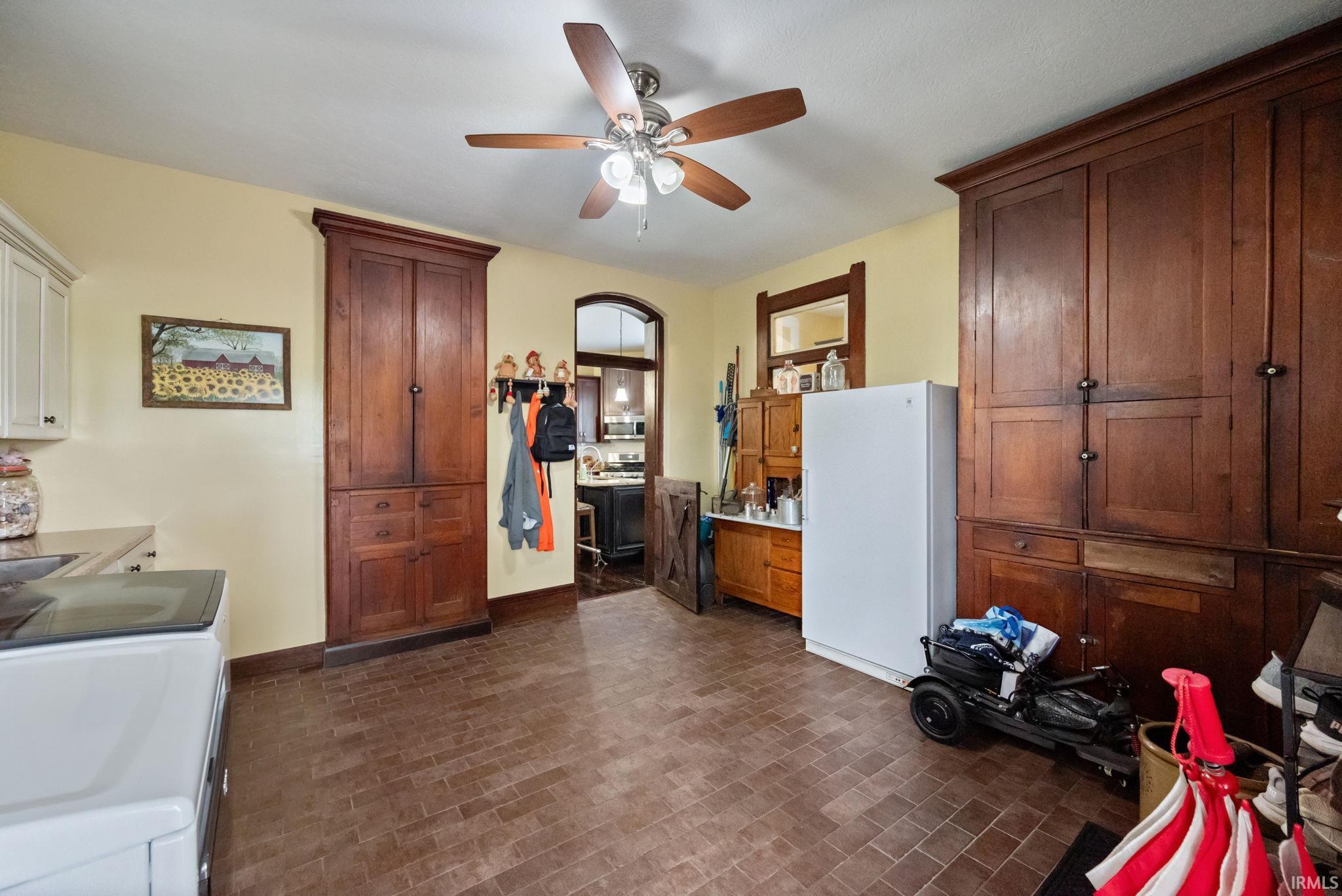 2579 W State Road 218