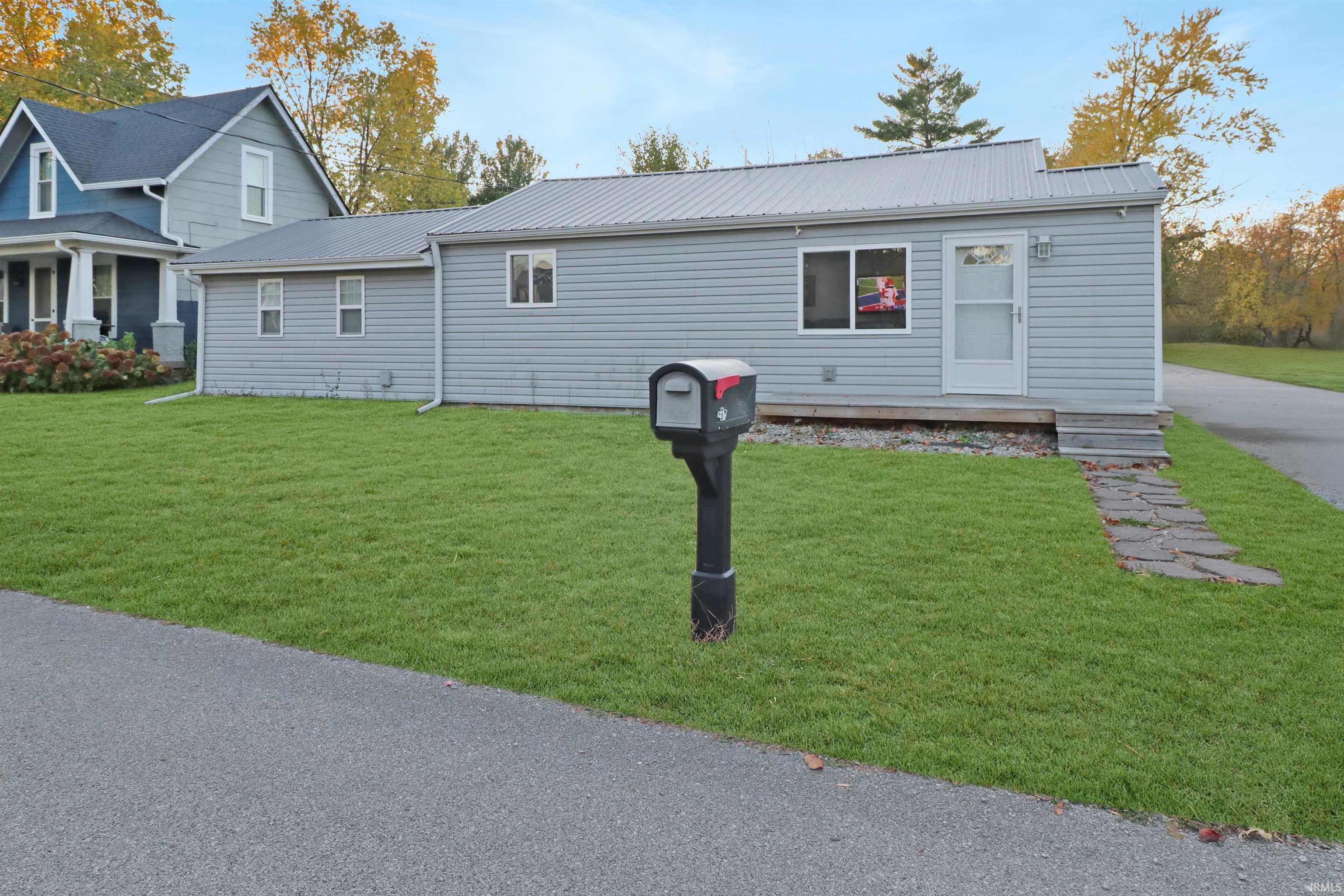 261 N East Street