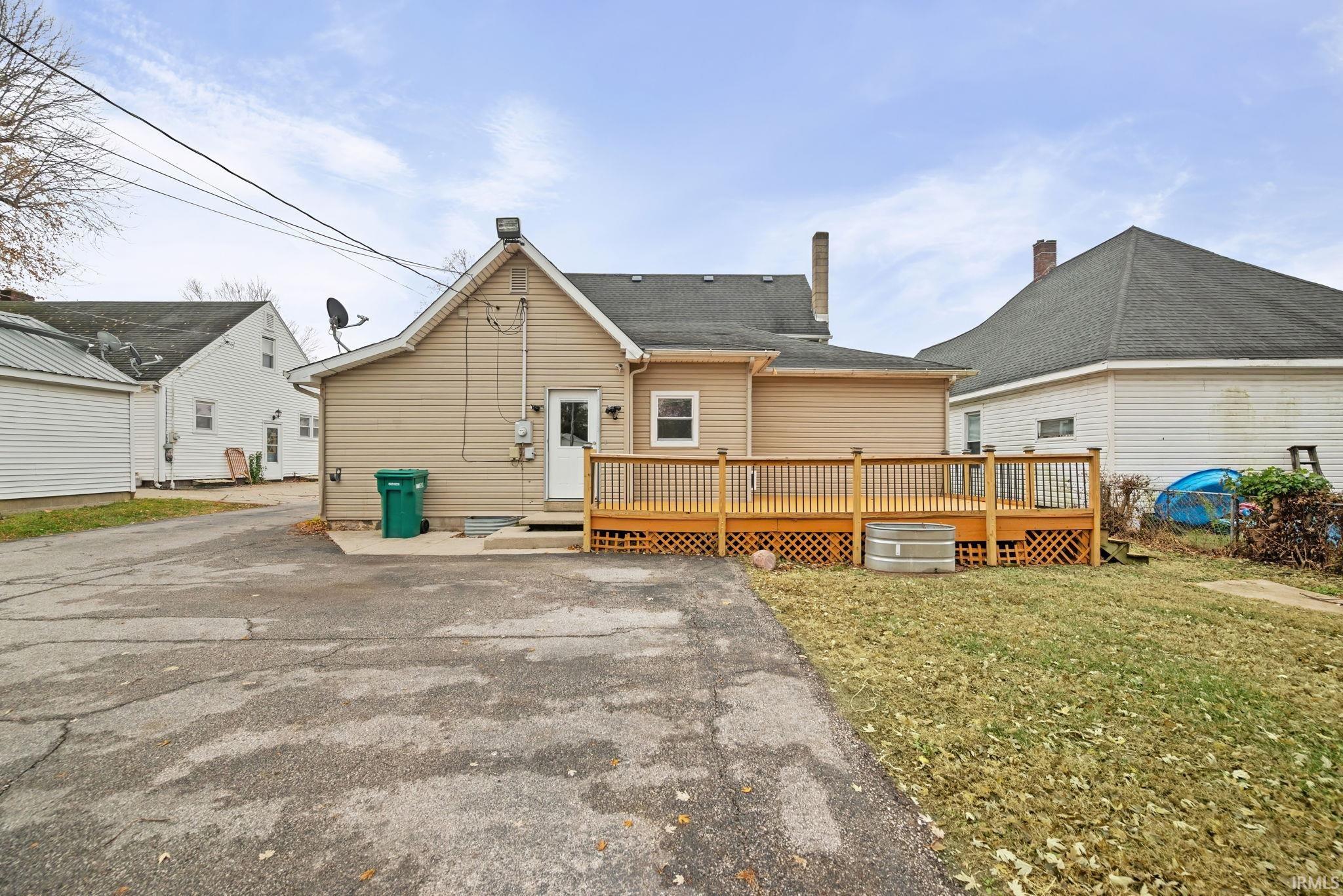 214 E Columbia Street