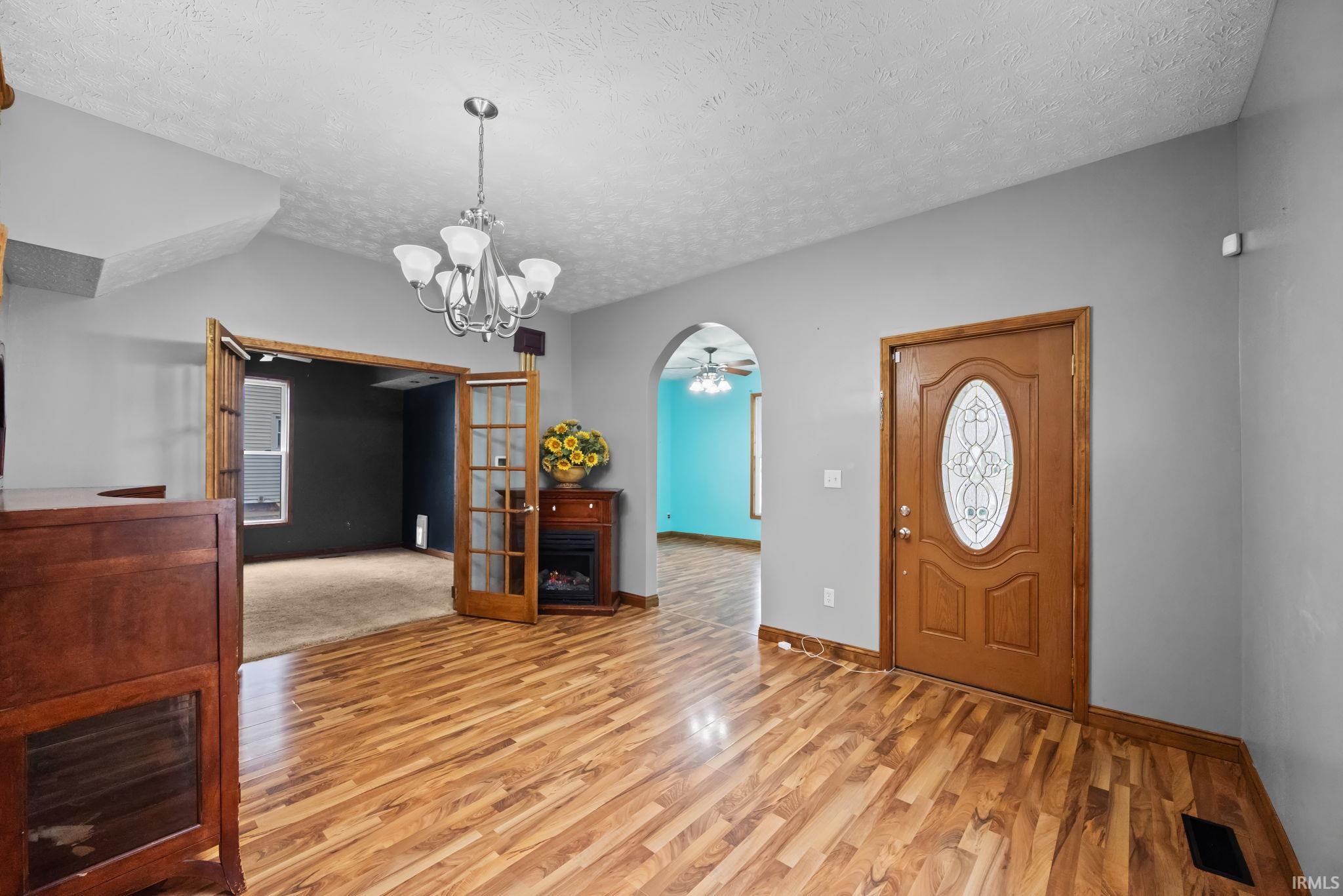 214 E Columbia Street