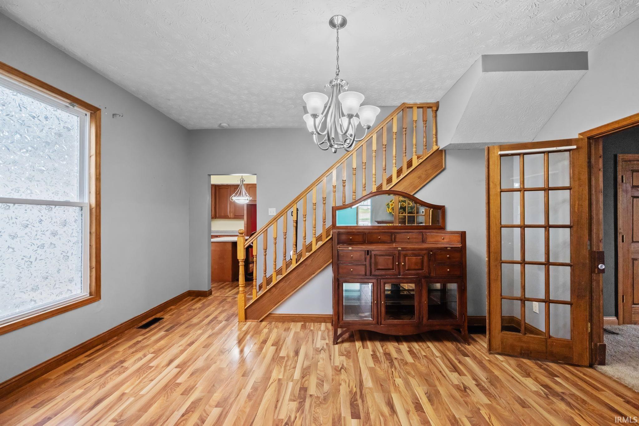 214 E Columbia Street