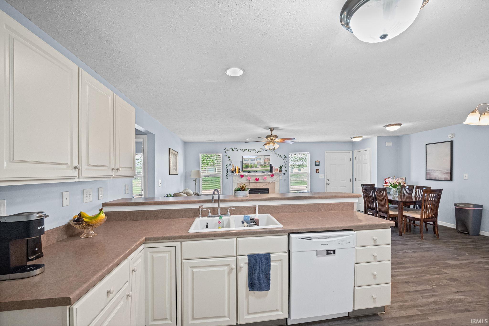 3221 Kildaire Drive Unit: 2B