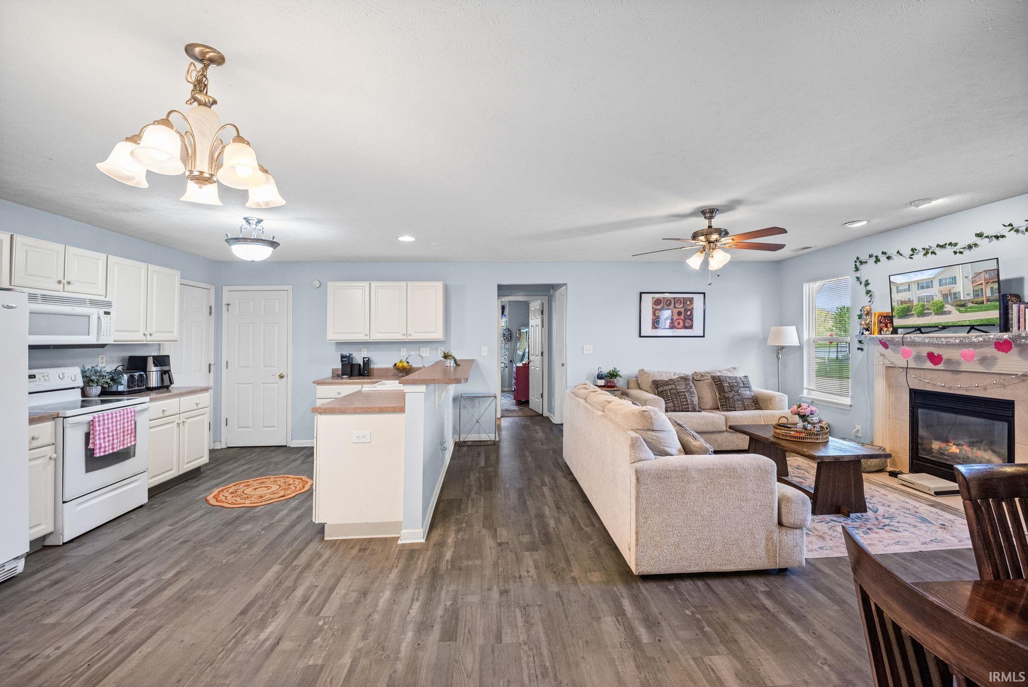 3221 Kildaire Drive Unit: 2B