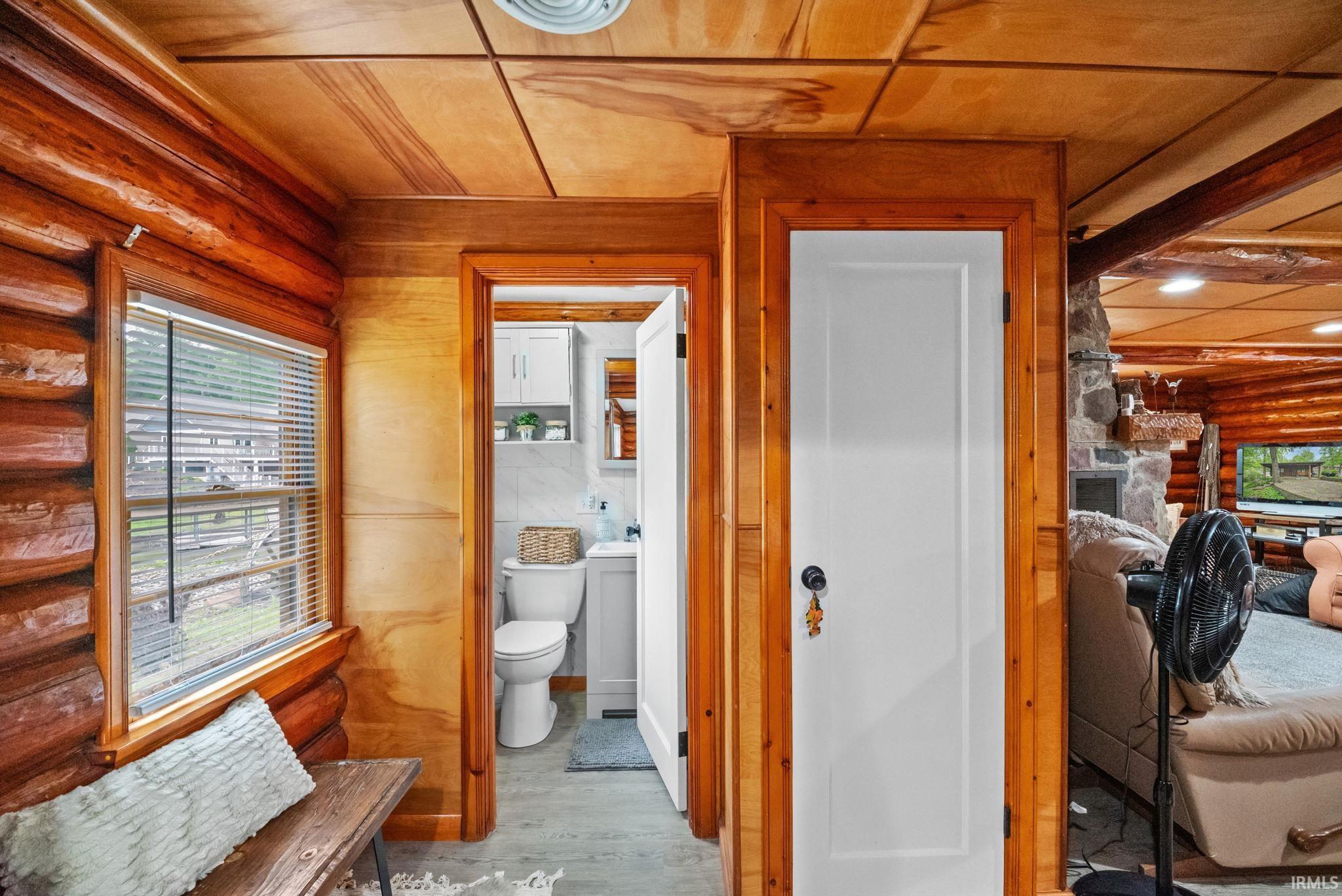 5031 N Canyon Loop